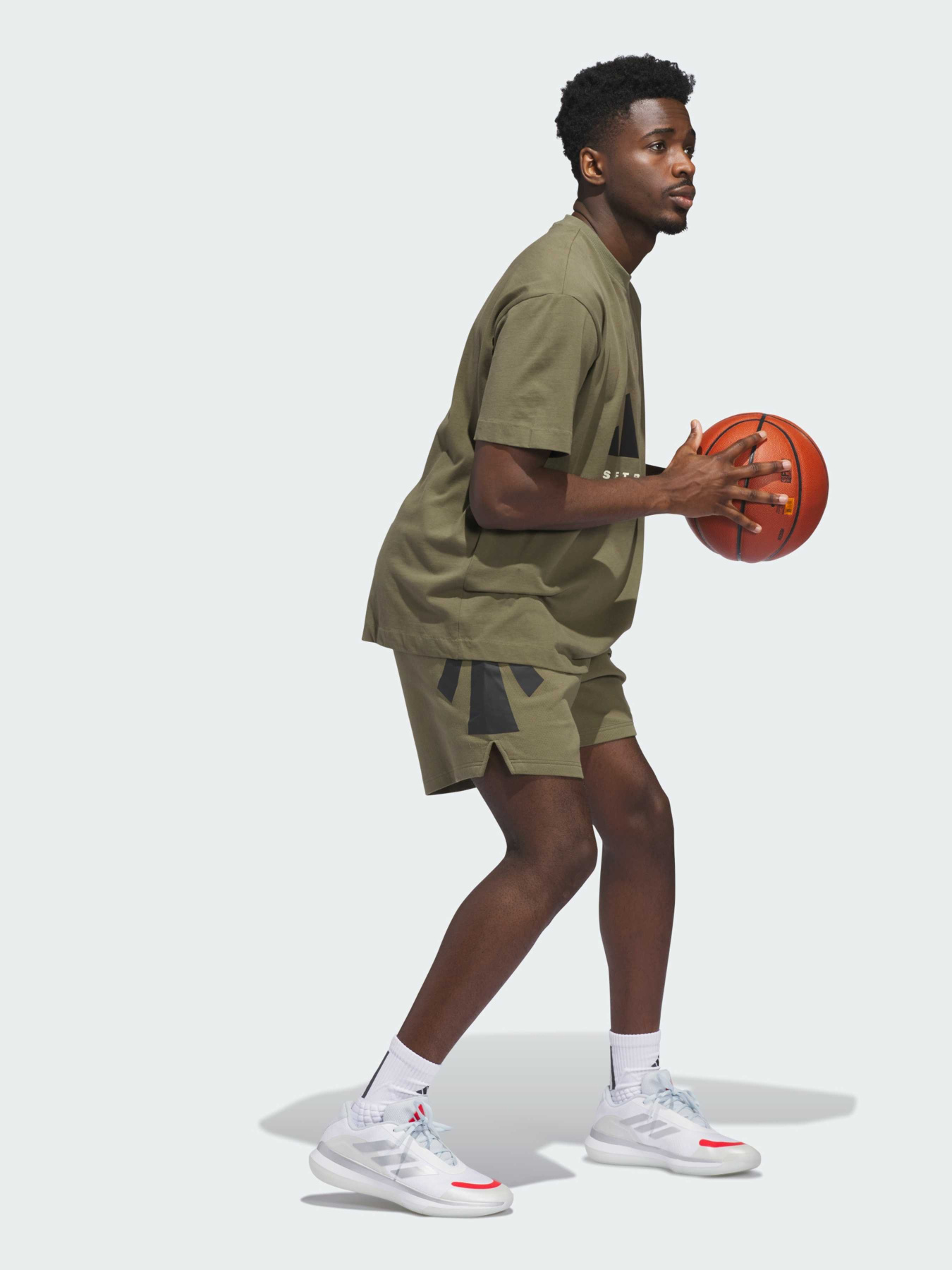 Шорты спортивные Adidas модель JN3974 Фото