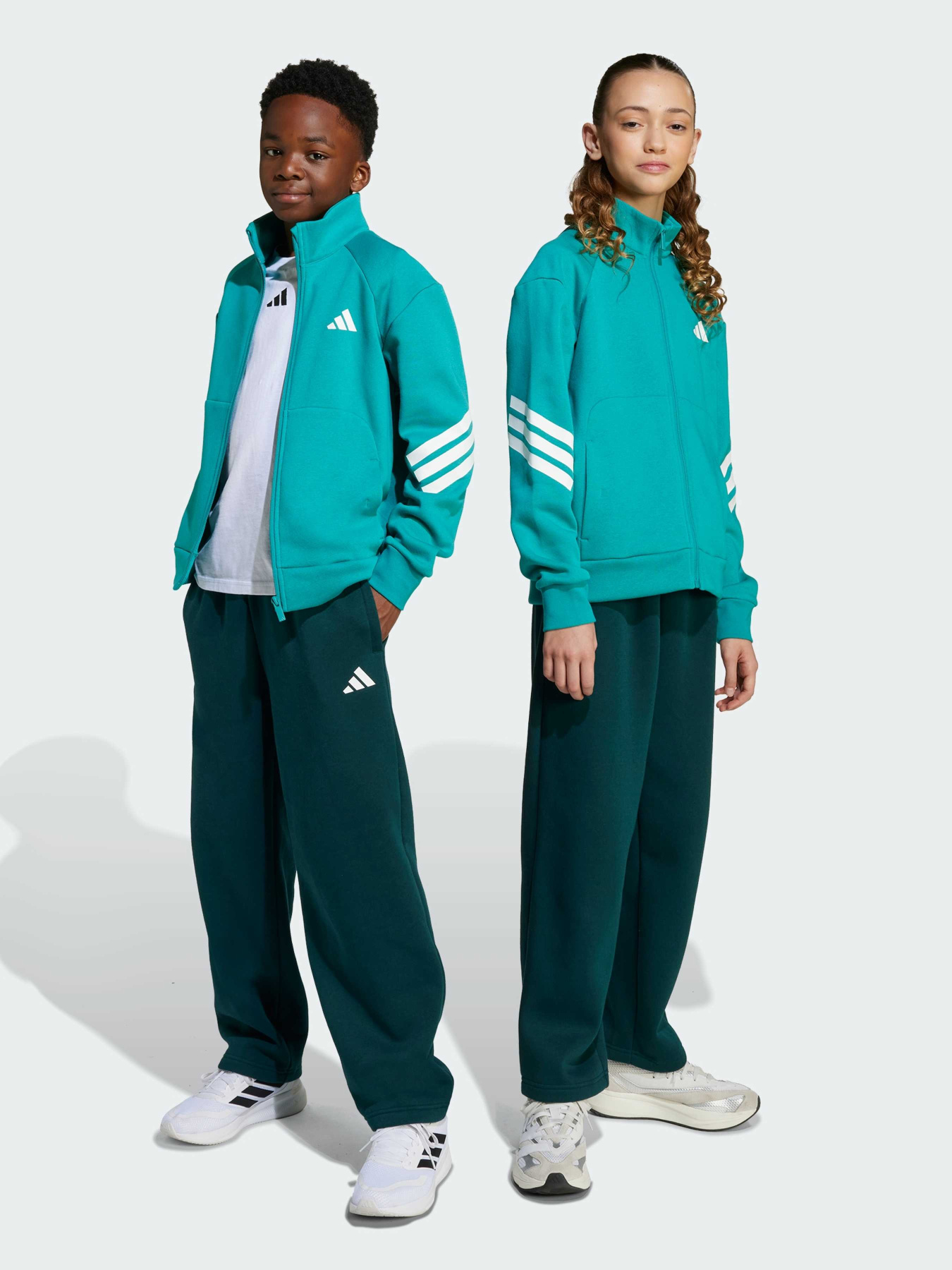 Спортивний костюм Adidas 3 Stripes модель JM1268 Фото