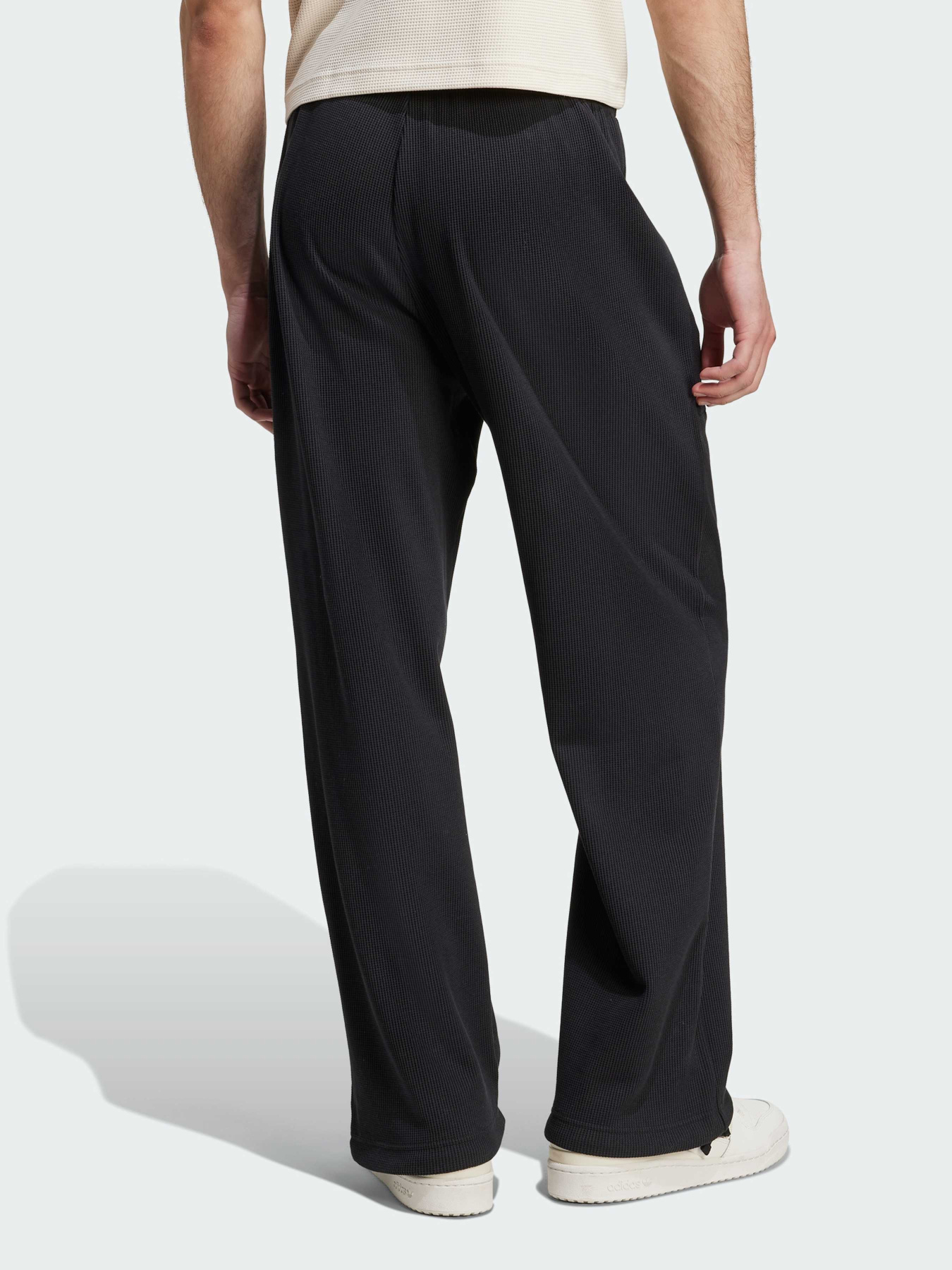 Повседневные штаны Adidas модель JW0975 Фото