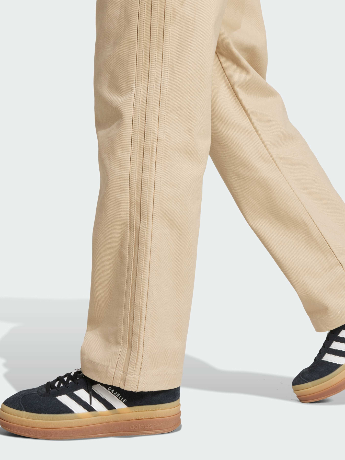 Брюки повседневные Adidas Superstar модель JX8760 Фото