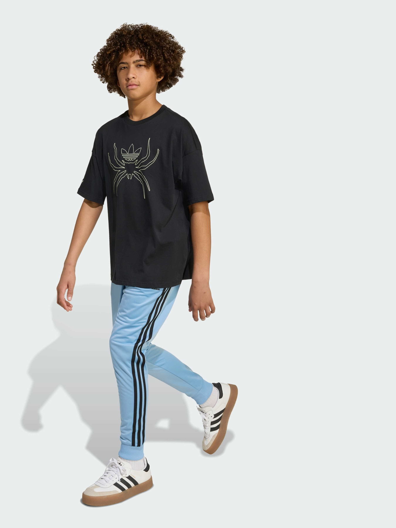 Футболка Adidas Graphics модель JW7845 Фото