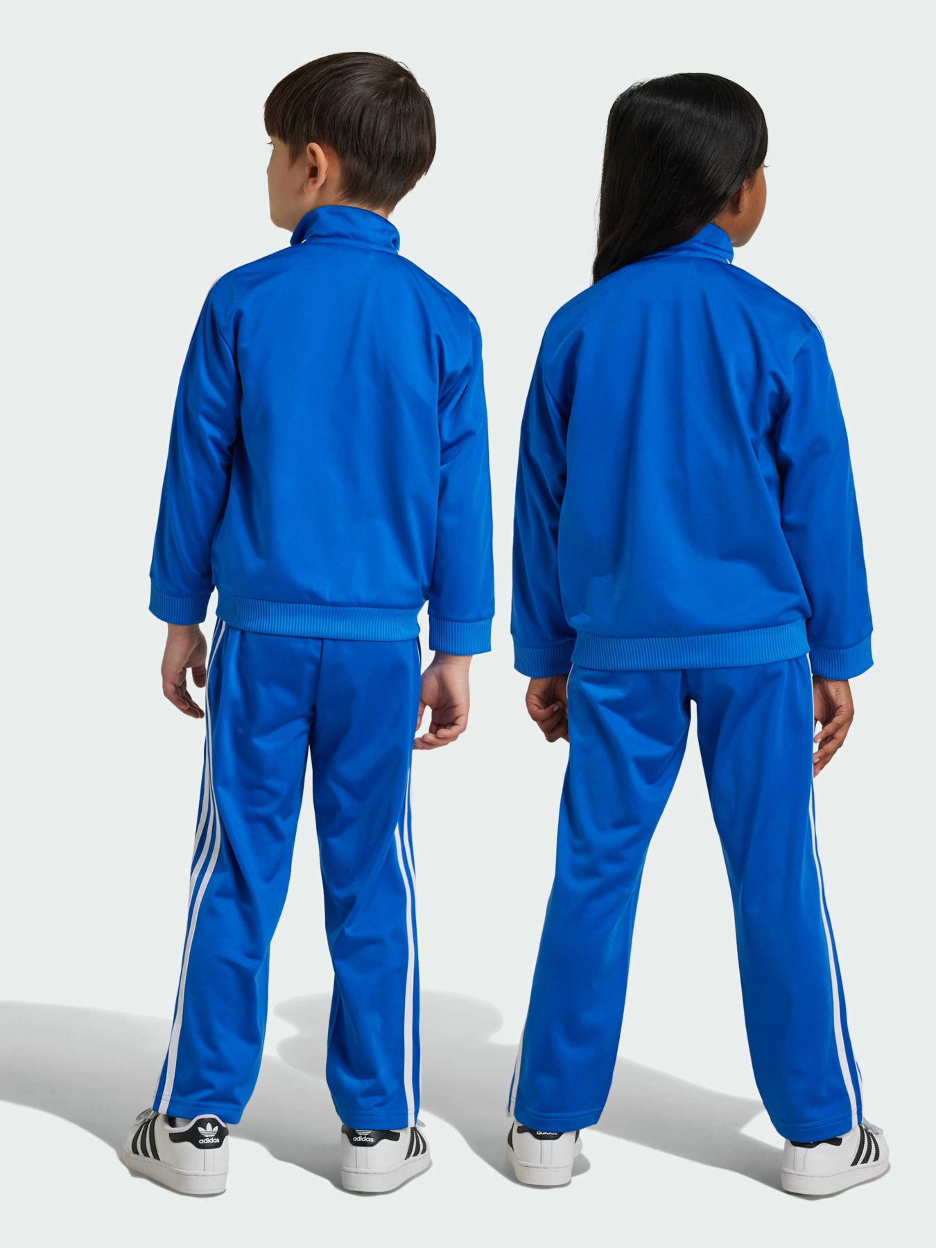 Спортивний костюм Adidas Adicolor модель IY4802 Фото