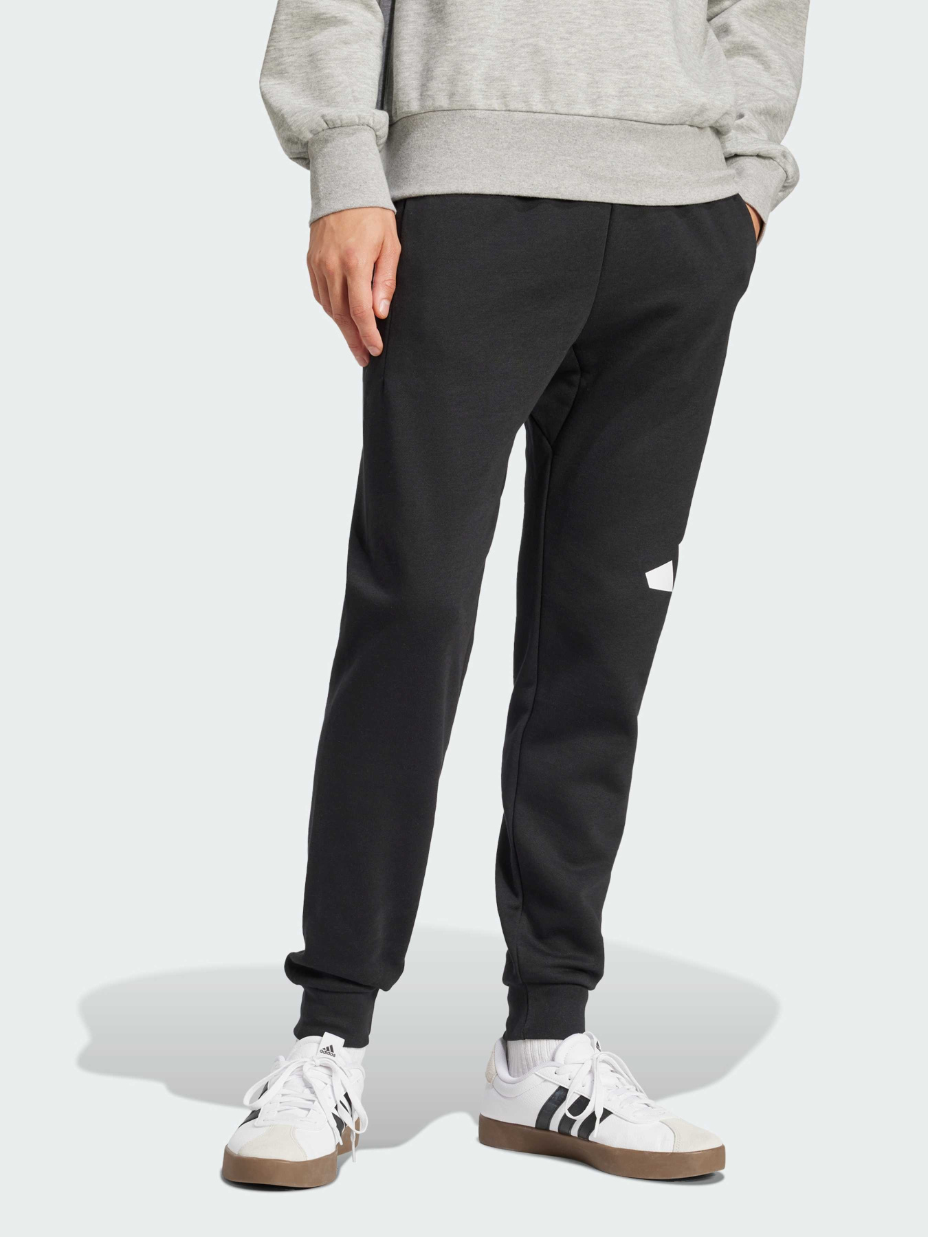 Джоггеры Adidas модель IN6147 Фото