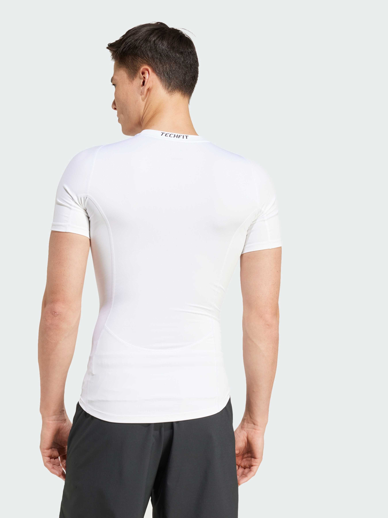 Футболка спортивная Adidas Clima модель JE6699 Фото