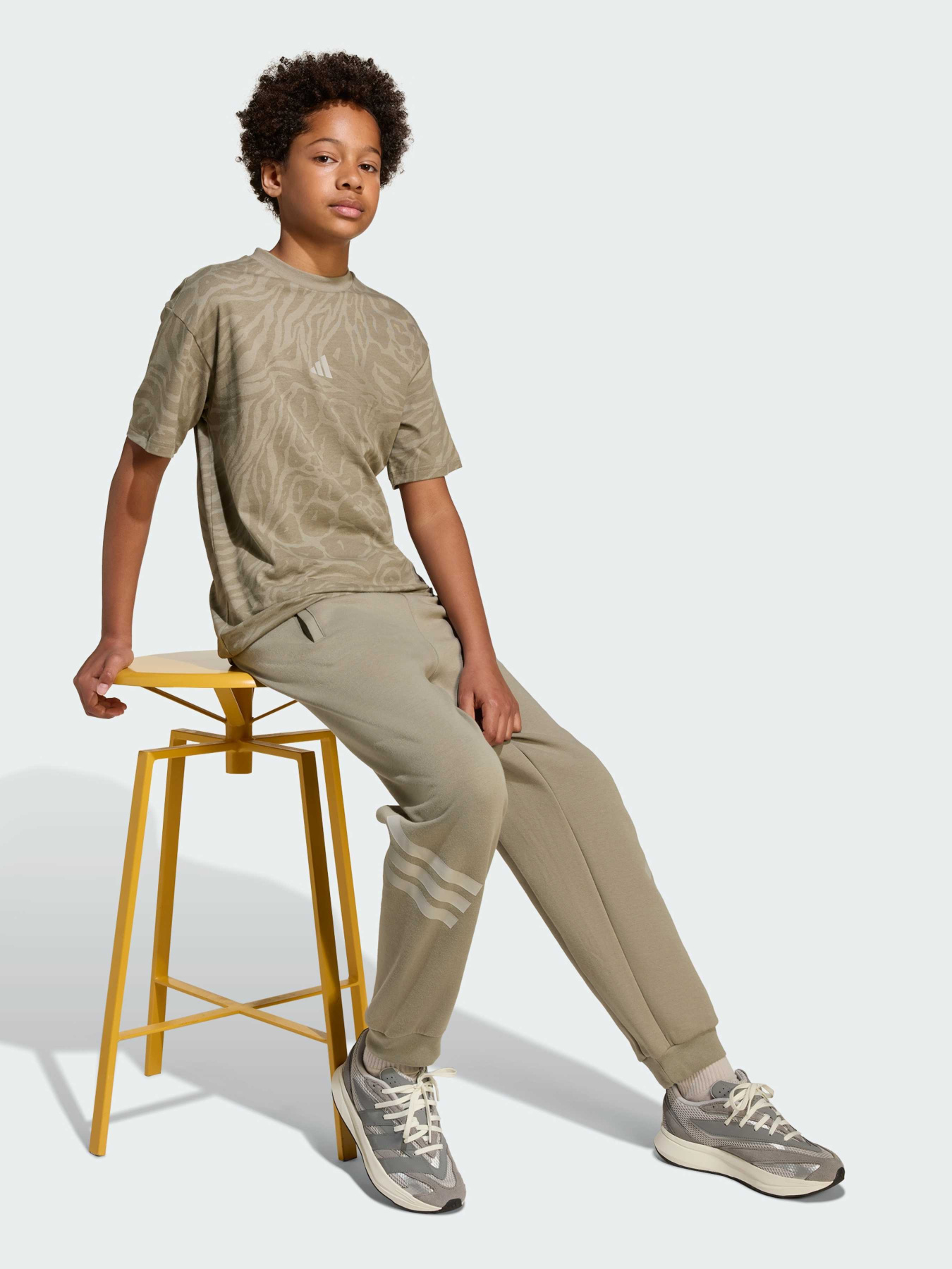 Джоггеры Adidas модель JW7523 Фото