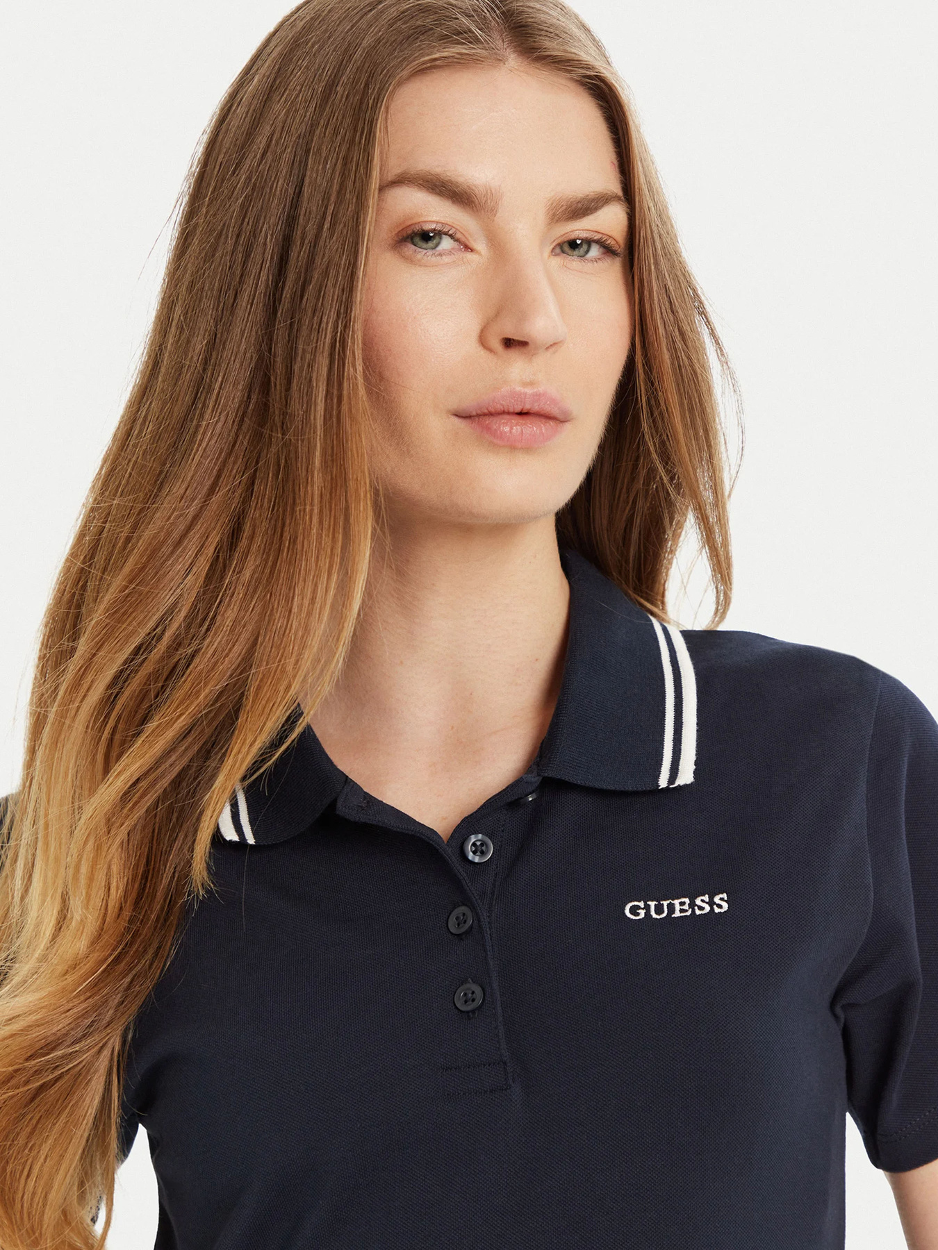 Футболки и поло GUESS модель V5GP06-KCOK1-A71W Фото