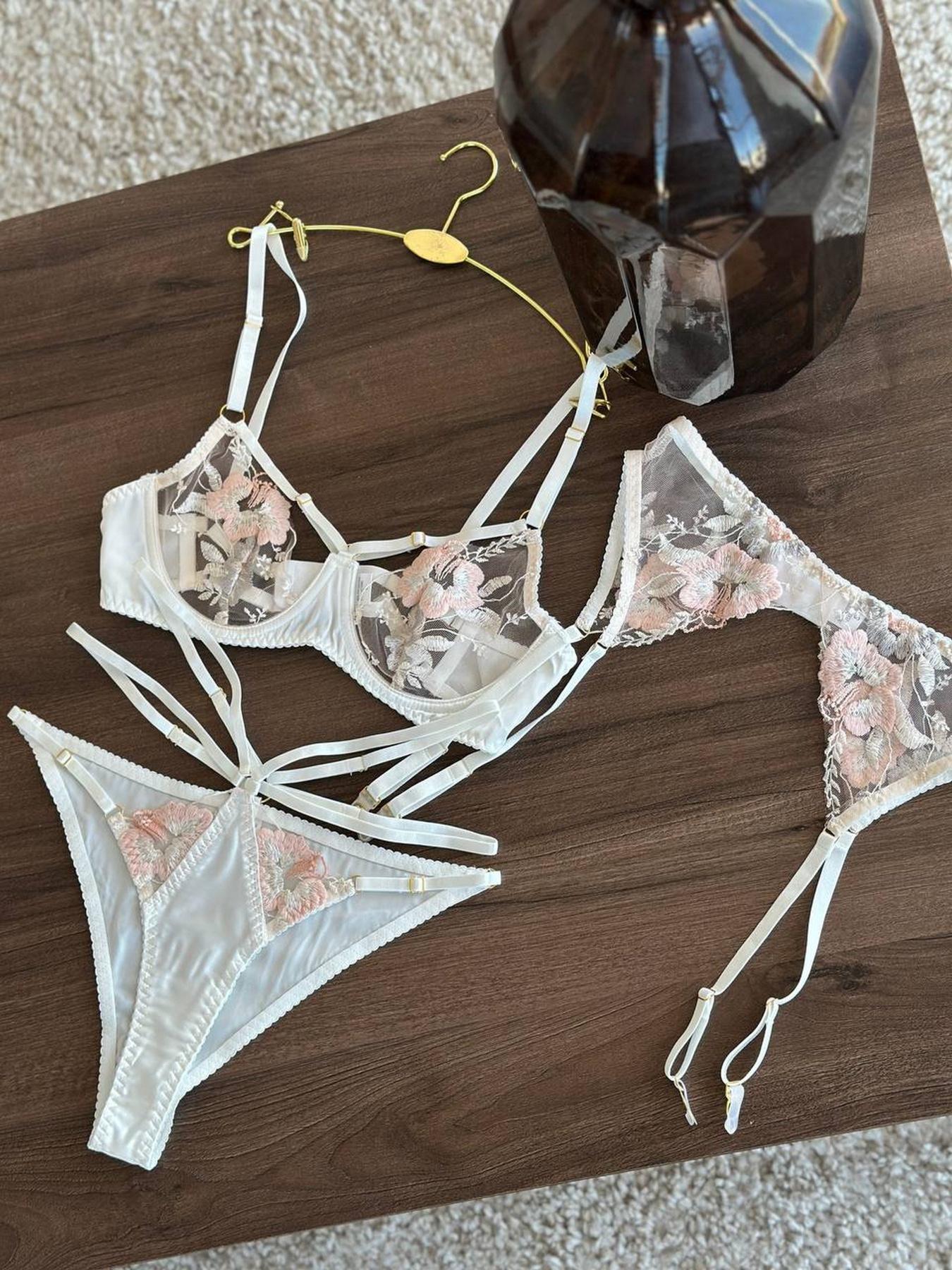 Комплект белья Nova Vega модель 109-DO3414 Комплект белья Nova Vega модель 109-DO3414 Фото