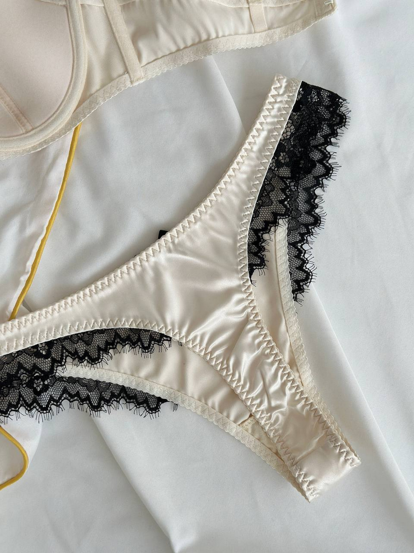 Комплект белья Nova Vega модель 109-DO3577.1 Фото