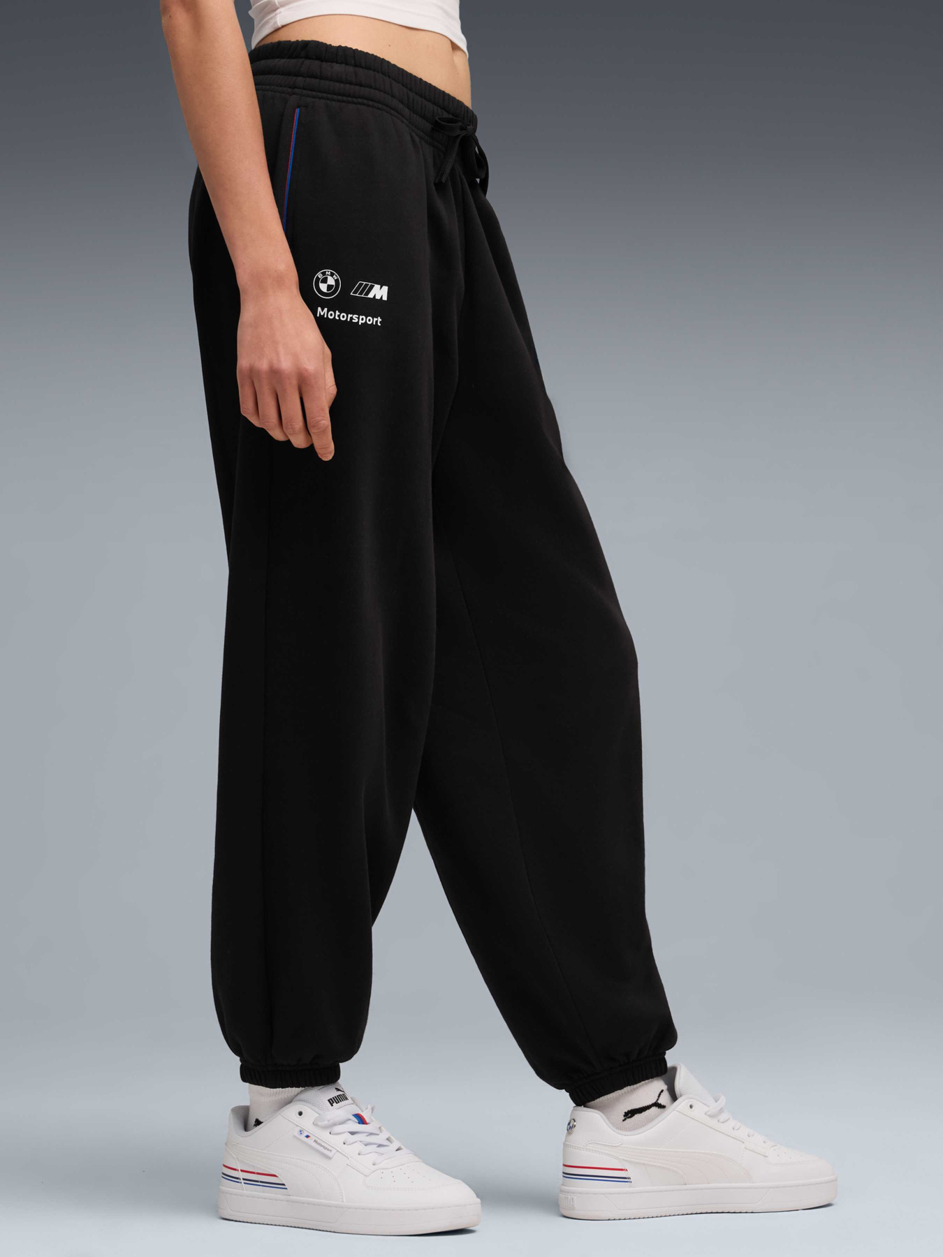 Штаны спортивные PUMA Bmw Mms Wmn Ess+ Sweat Pants модель 633556 Фото