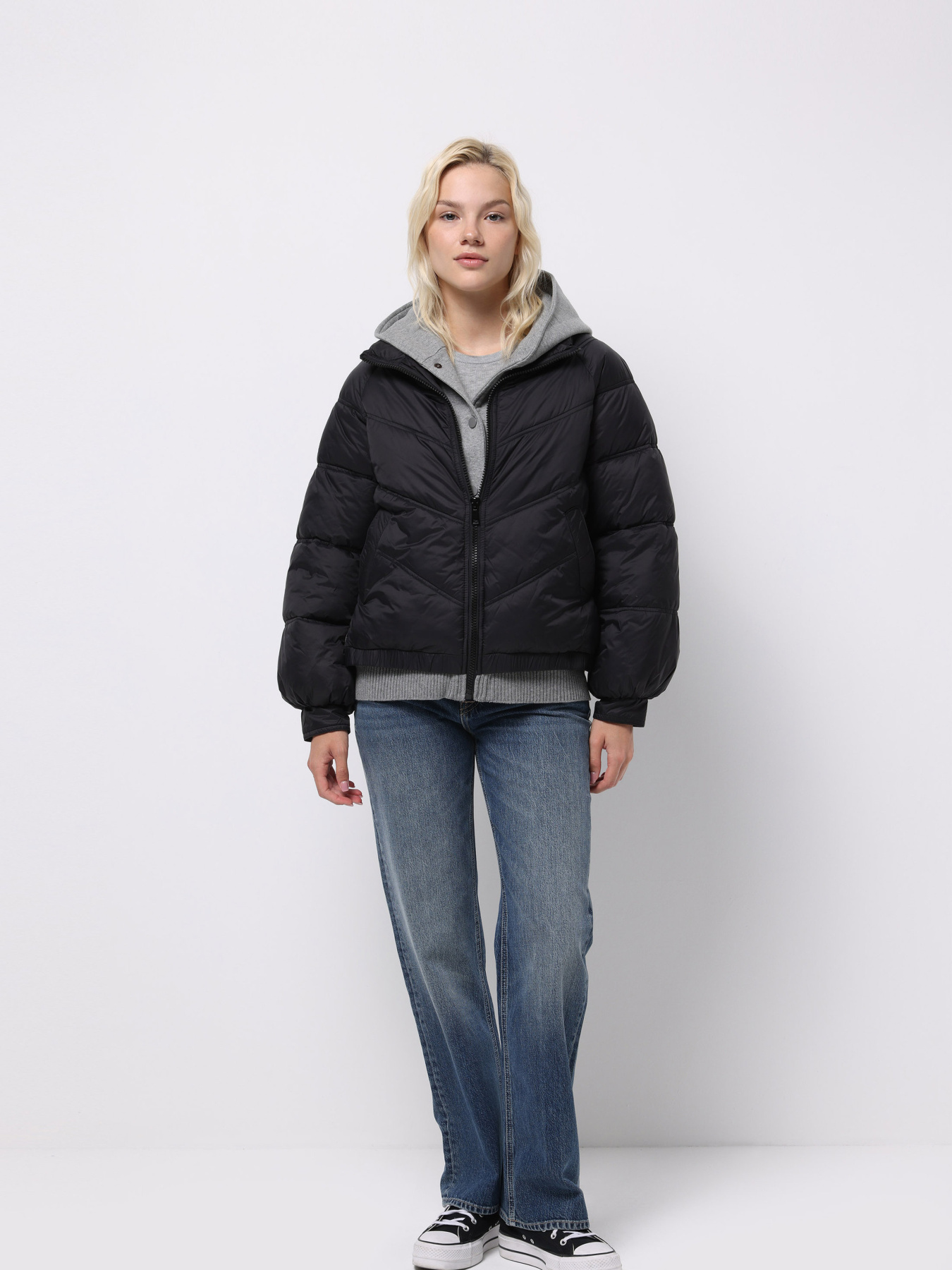 Куртки и дубленки Colin’s модель CL1076415_Q1.V1_BLK Фото