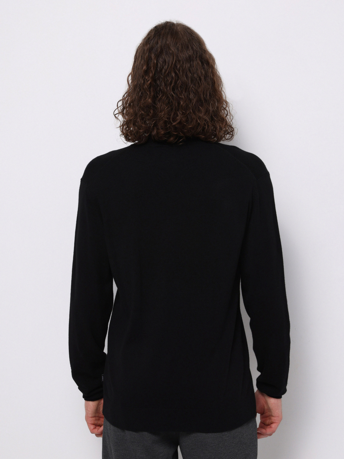 Кофты и свитера Colin’s модель CL1077102_Q1.V1_BLK Фото