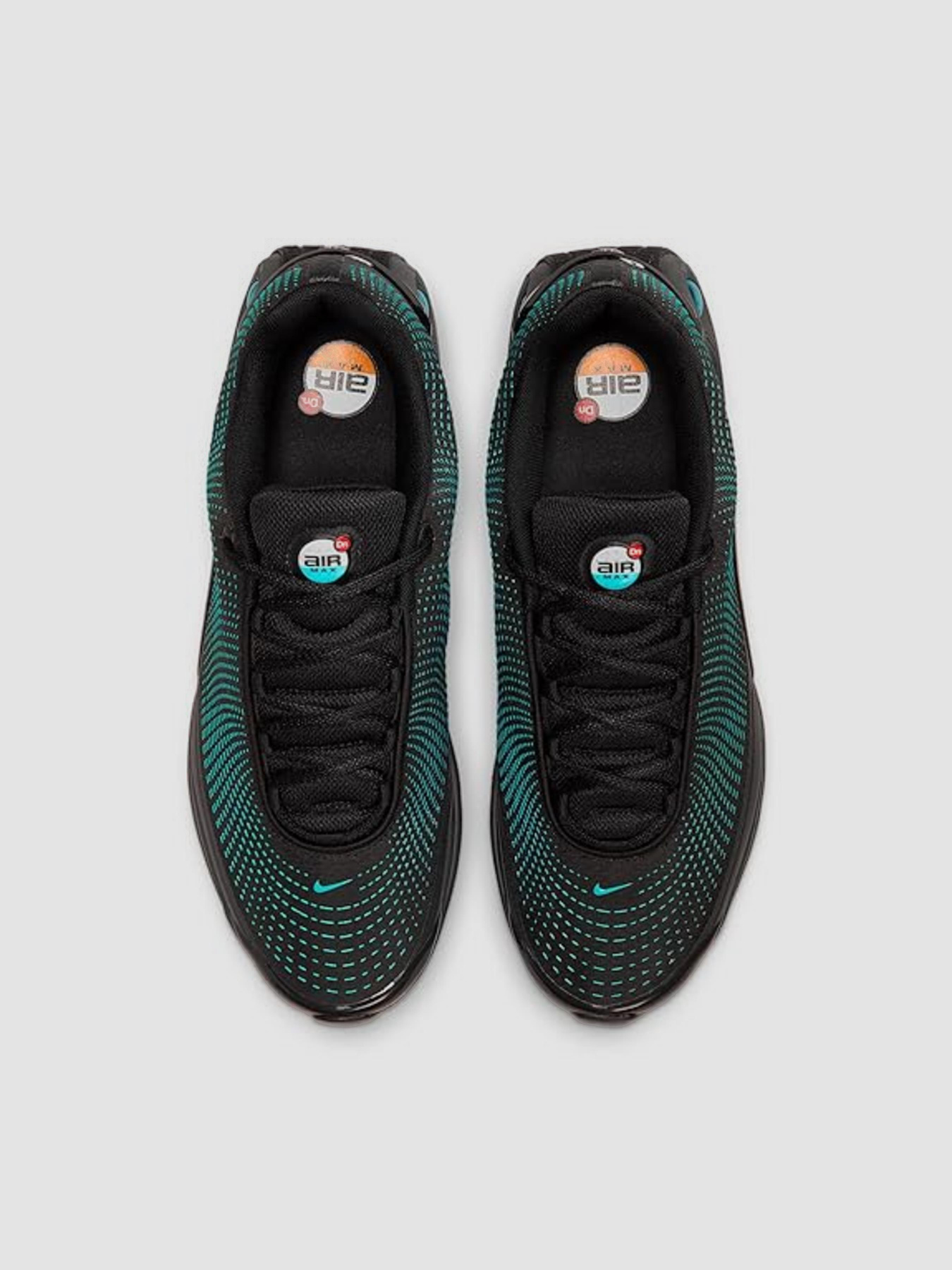 Кроссовки повседневные NIKE Air Max Dn Essential модель HV5235-001 Фото