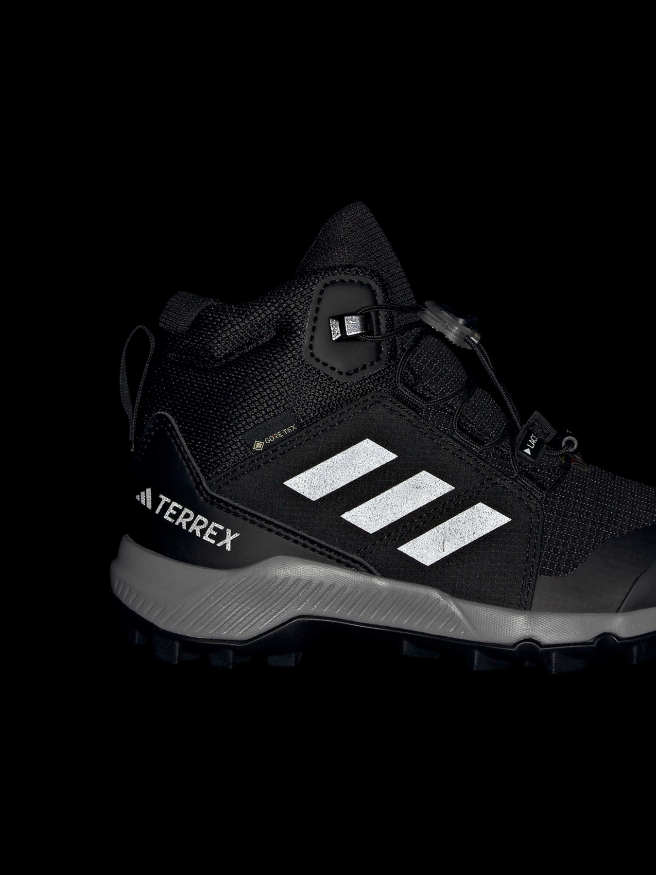 Черевики аутдор Adidas модель IE6079 Фото