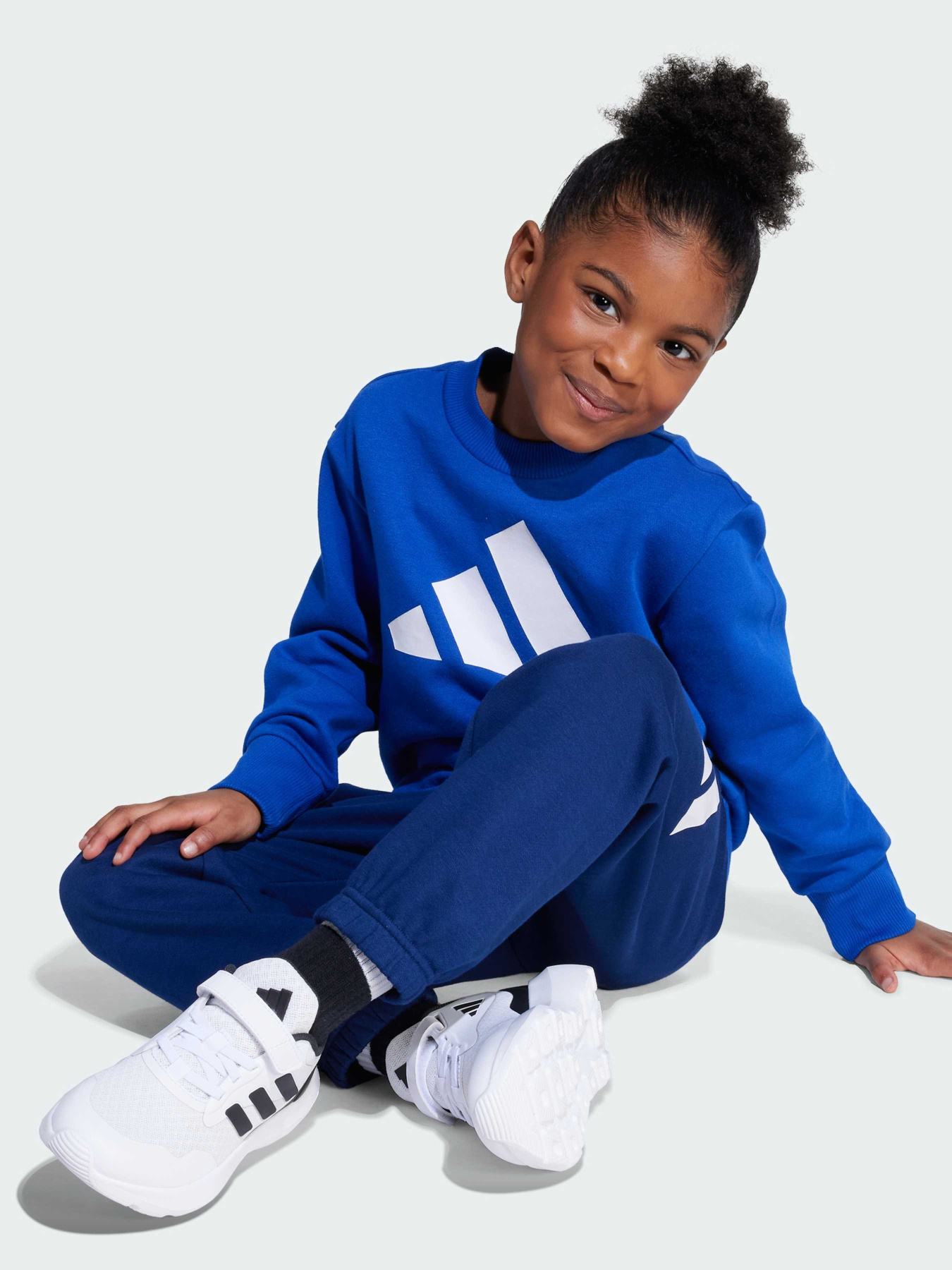 Спортивний костюм Adidas модель JM0881 Фото