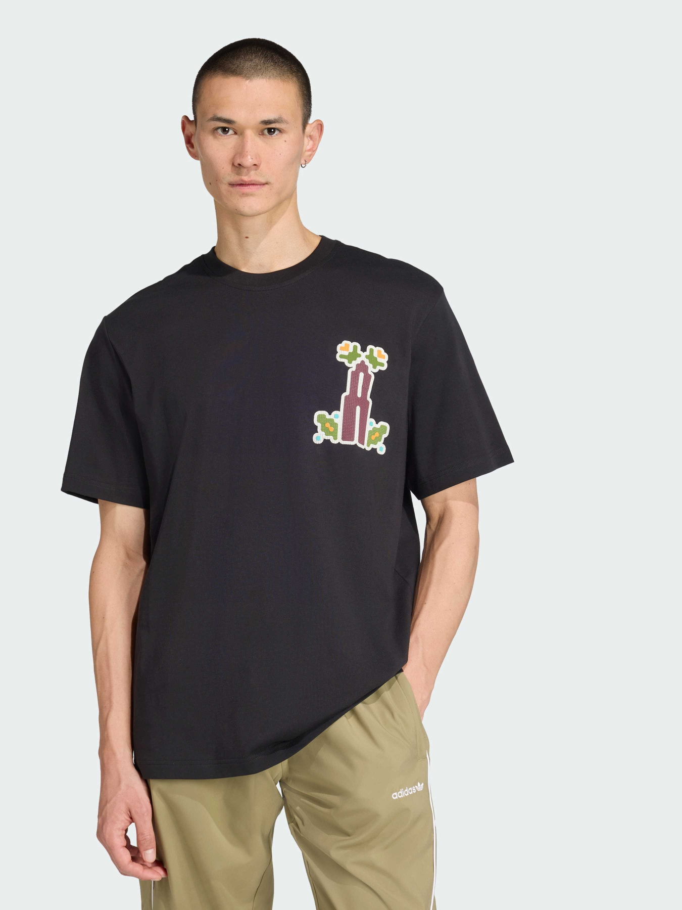 Футболка Adidas Graphics модель JY2974 Фото