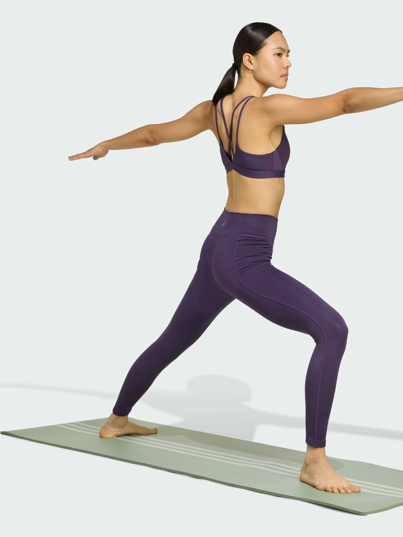 Леггинсы спортивные Adidas модель JW7659 Фото