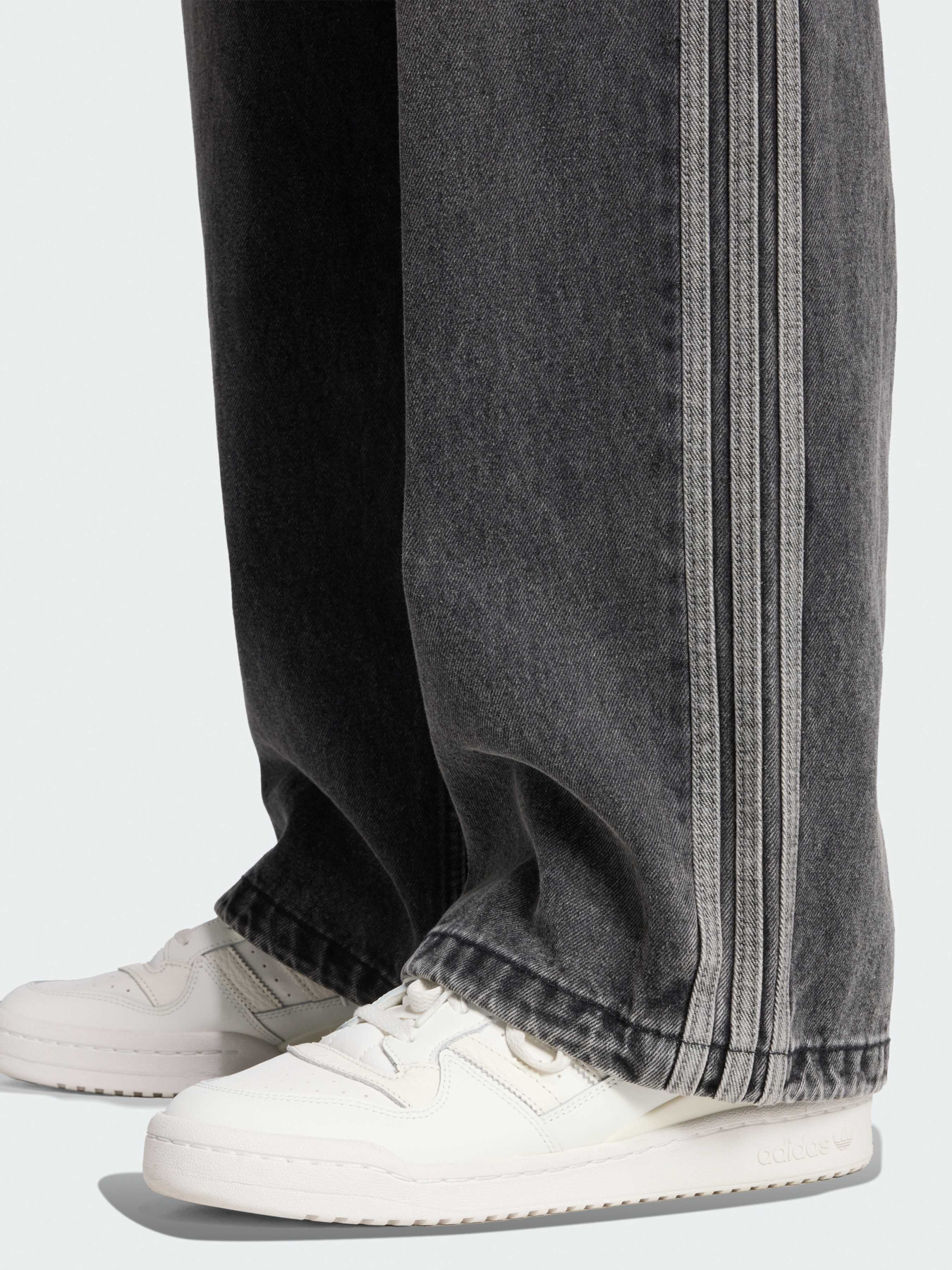 Широкие джинсы Adidas модель KF8543 Фото