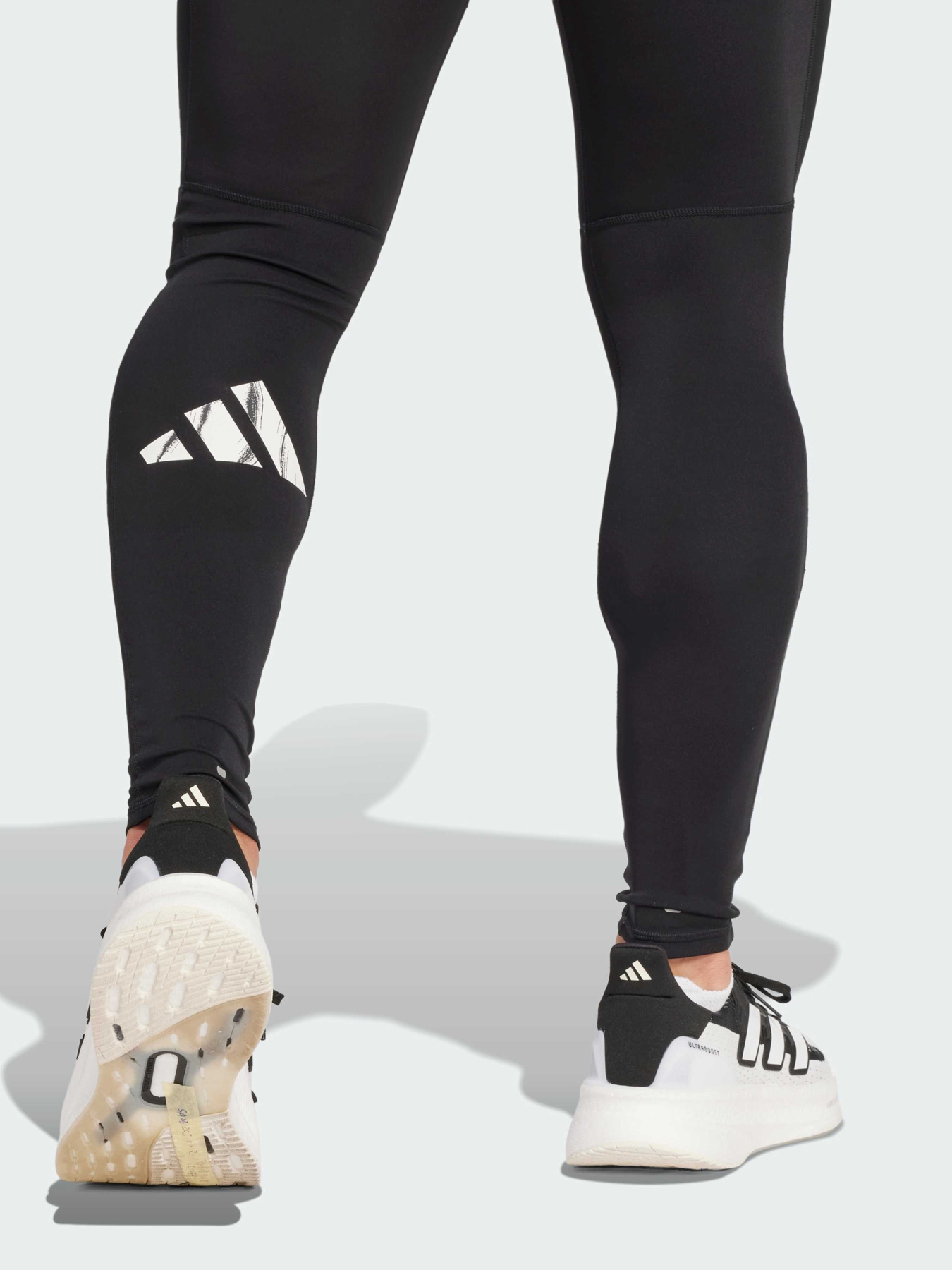 Тайтсы Adidas модель JY4615 Фото