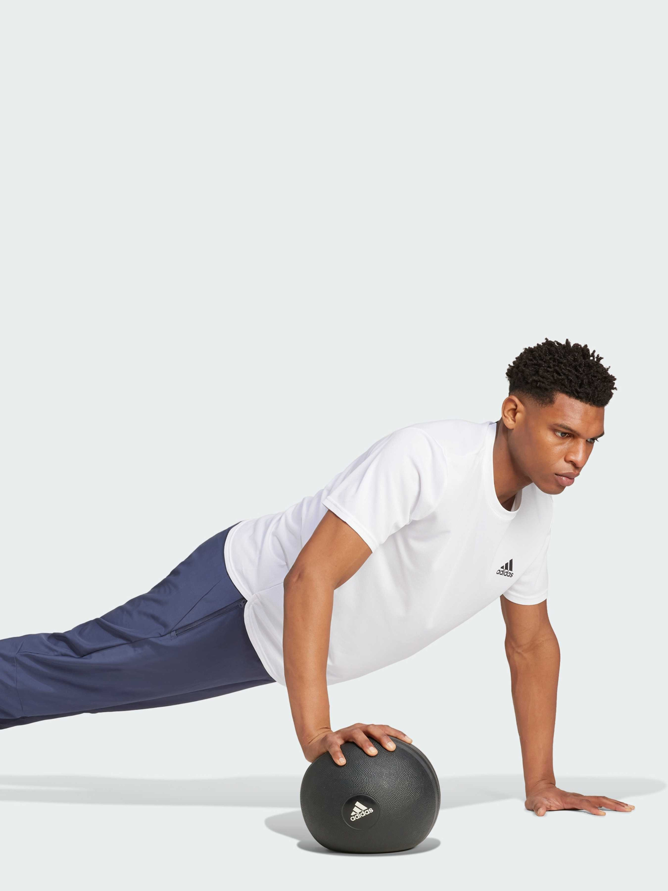 Штани спортивні Adidas 3 Stripes модель IW5909 Фото