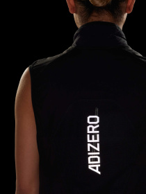 Жилет с утеплителем Adidas модель IX2823 Фото