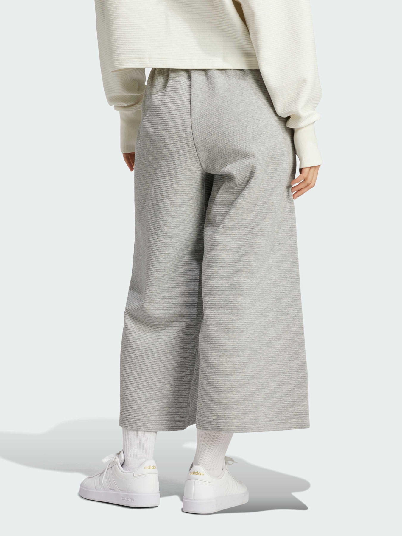 Кюлоты Adidas модель IY6830 Фото