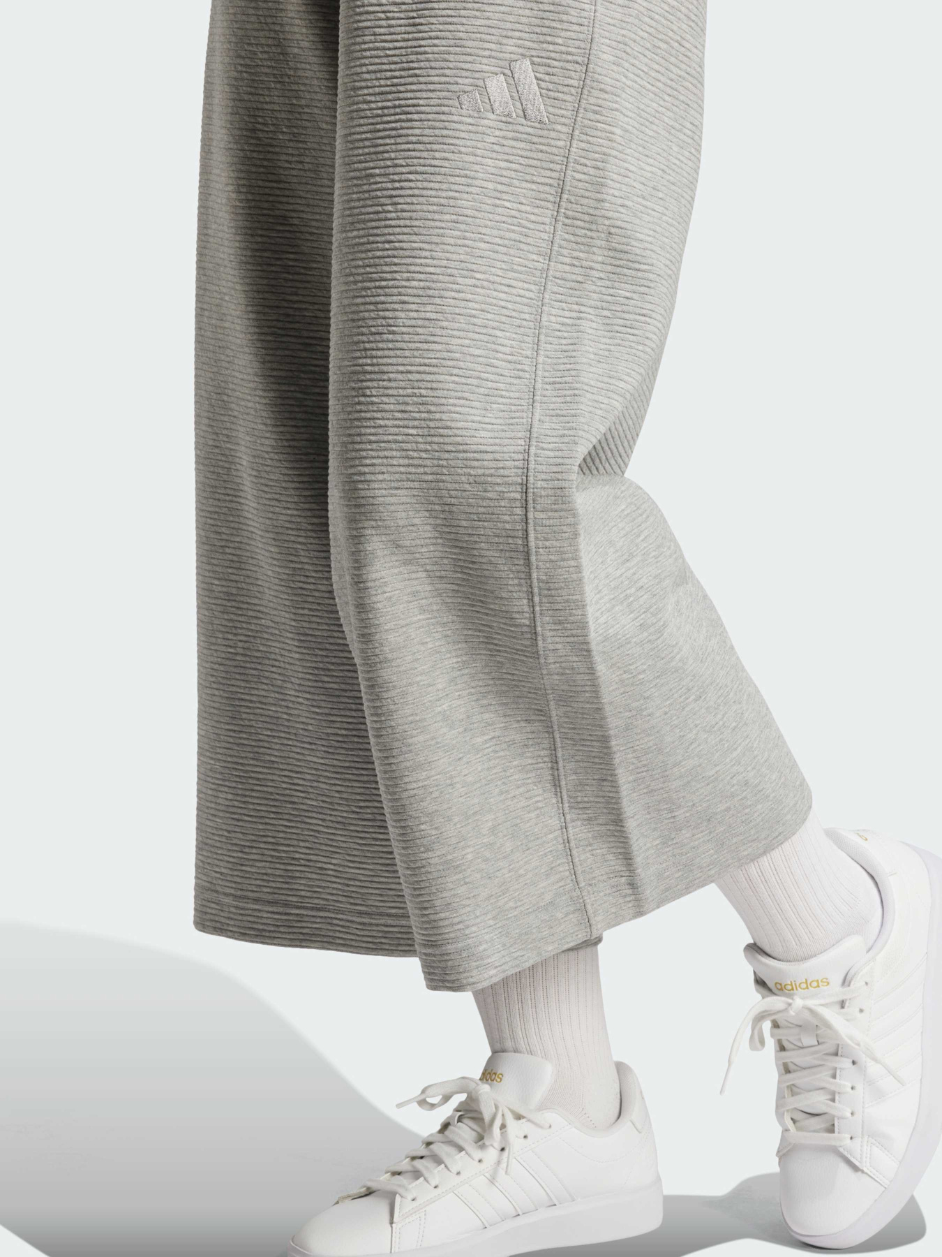 Кюлоты Adidas модель IY6830 Фото