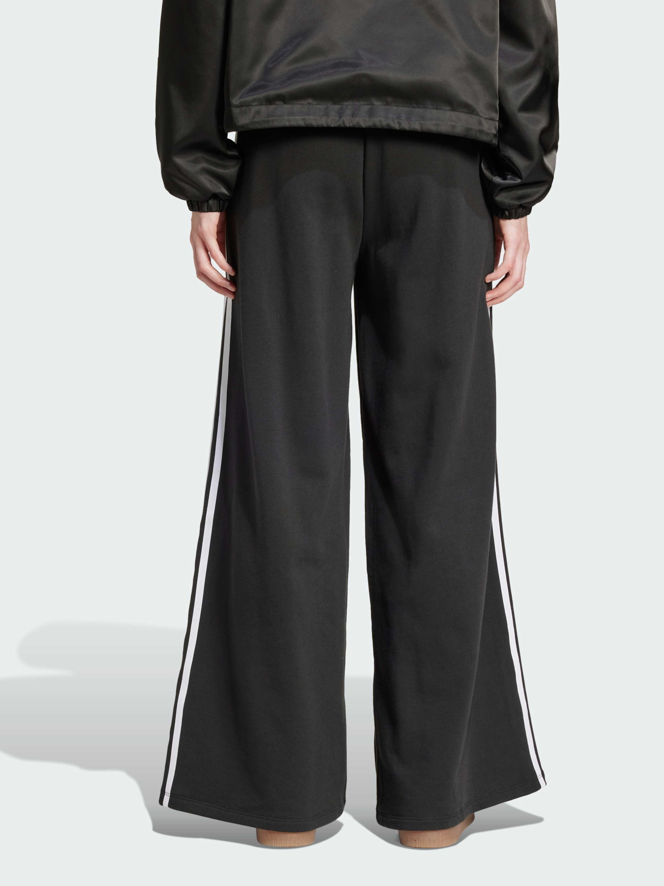 Брюки Adidas Adicolor модель IY7255 Фото