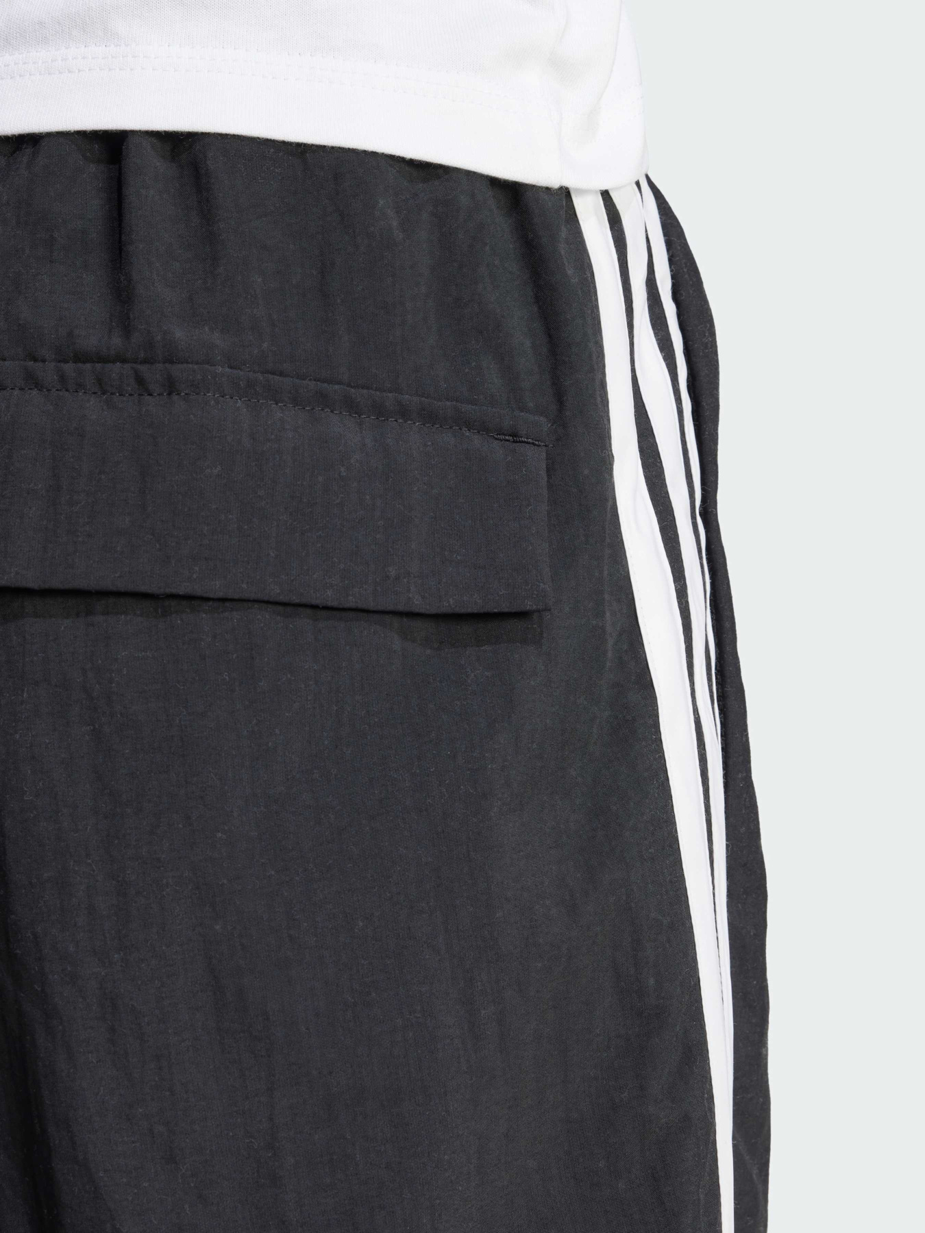 Шорты Adidas модель JE1309 Фото