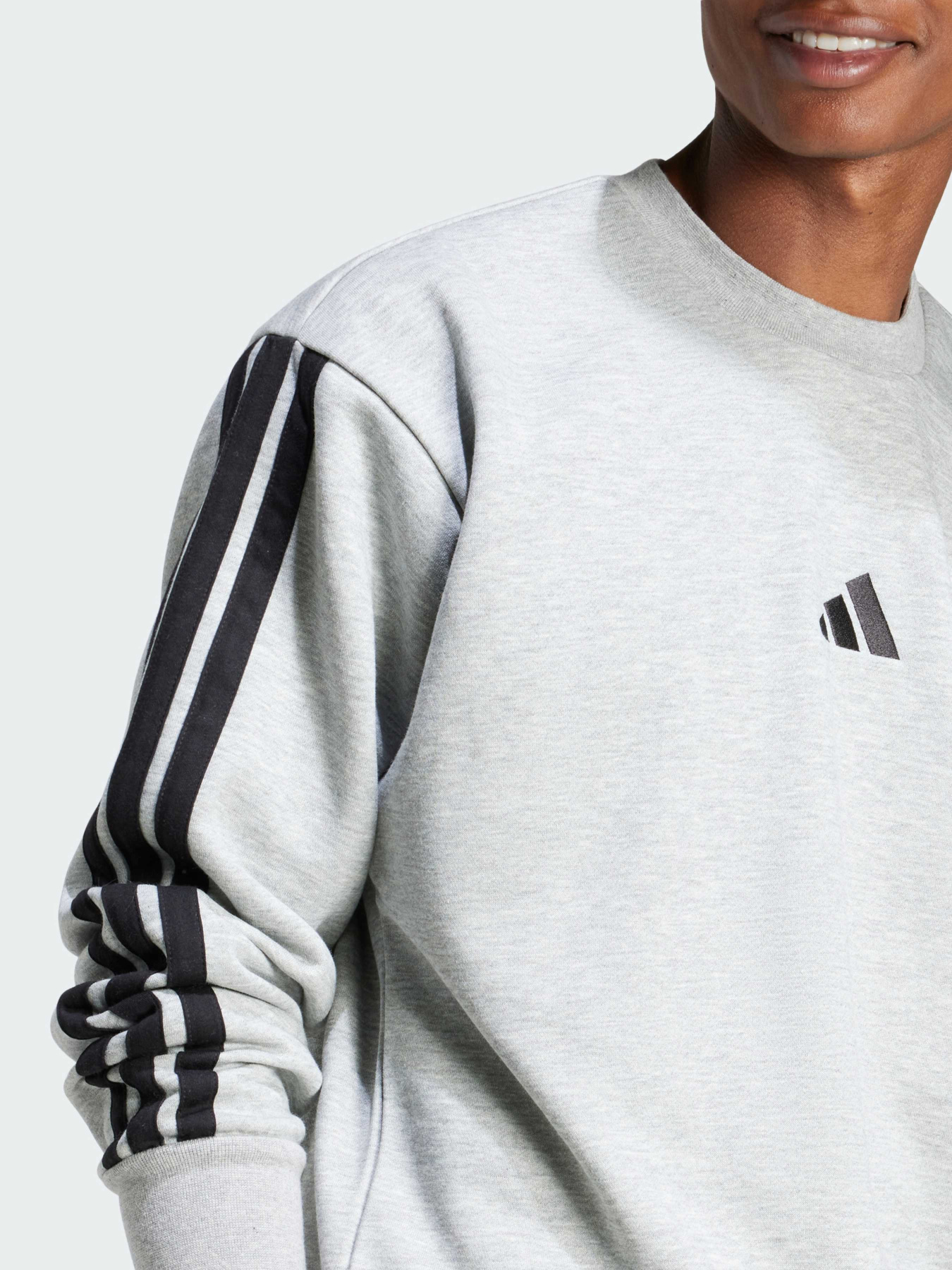 Свитшот Adidas модель JE6308 Фото