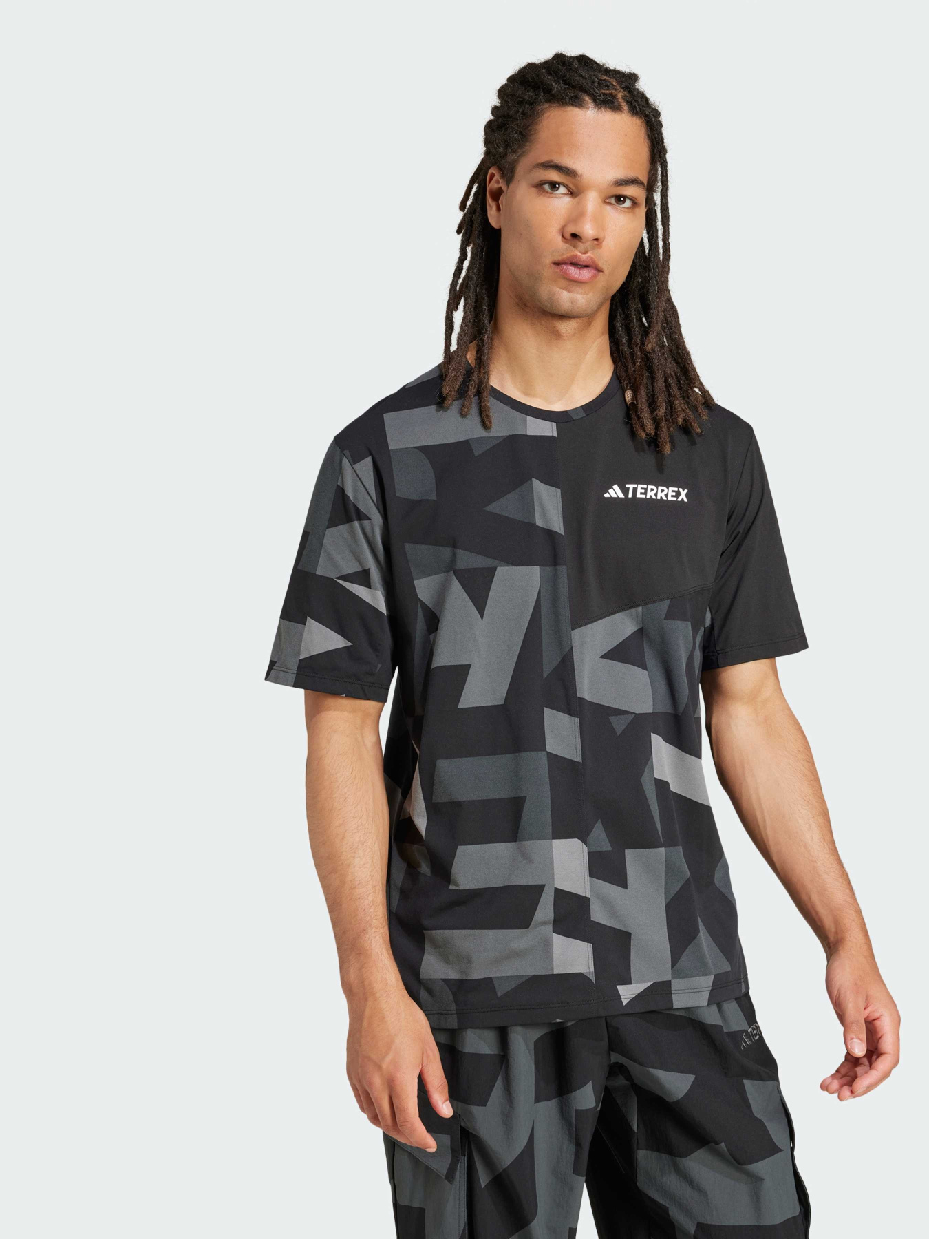 Спортивна футболка Adidas модель JE0390 Фото