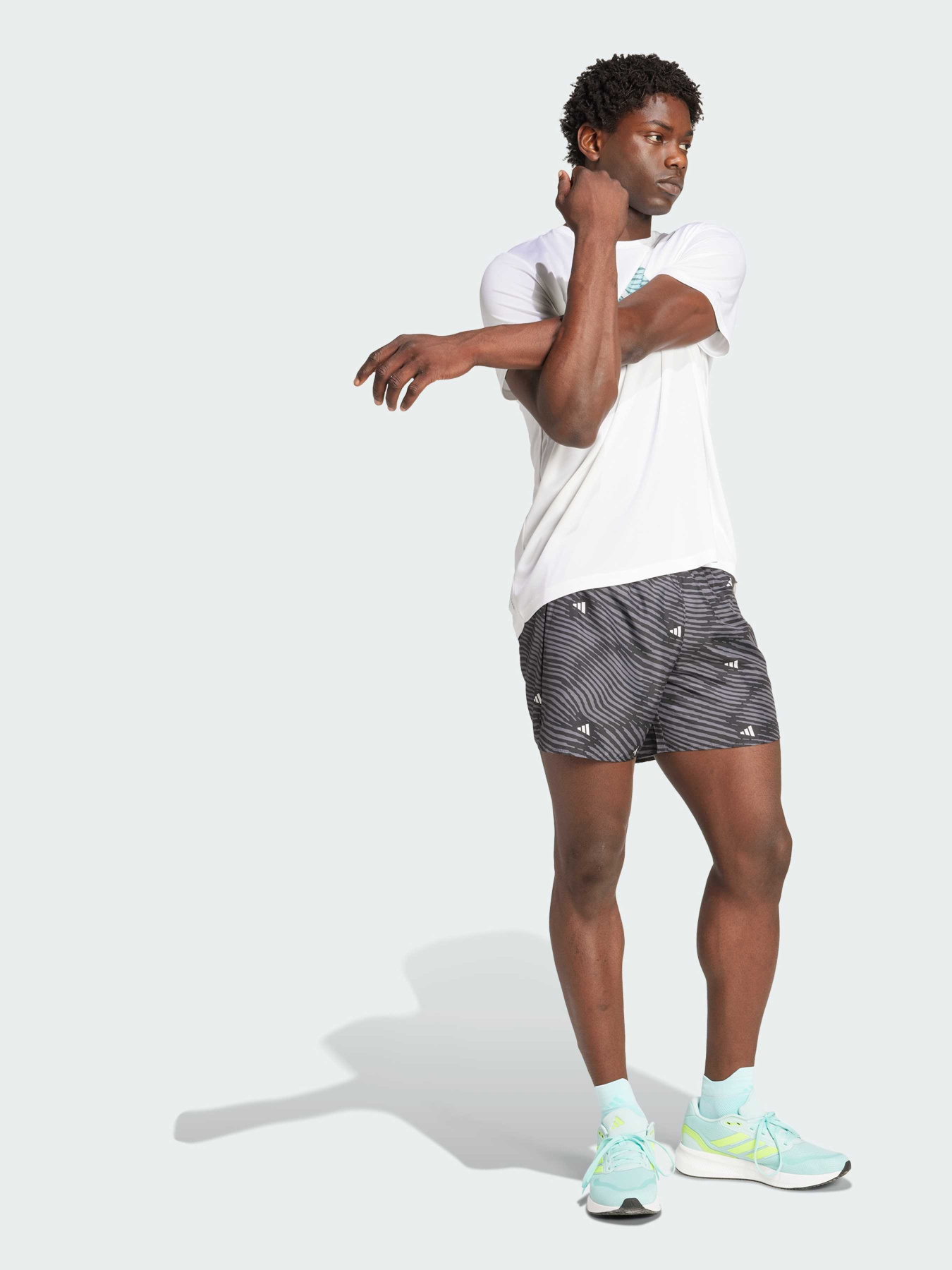 Шорты спортивные Adidas модель JM5731 Фото