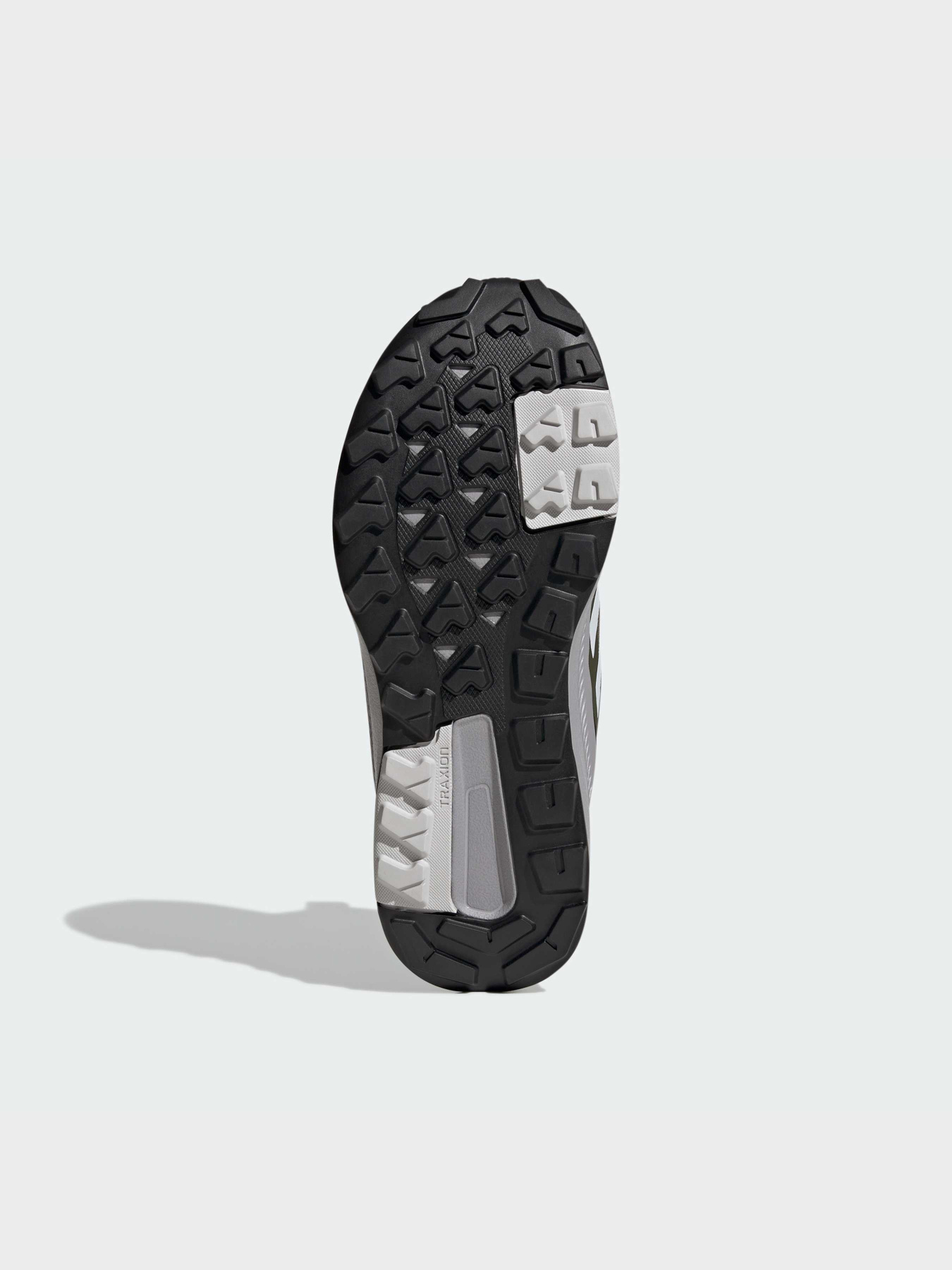 Кроссовки аутдор Adidas модель JQ9960 Фото