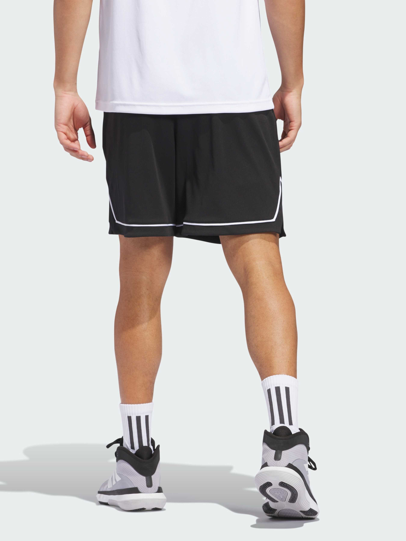 Шорты спортивные Adidas модель JN4728 Фото