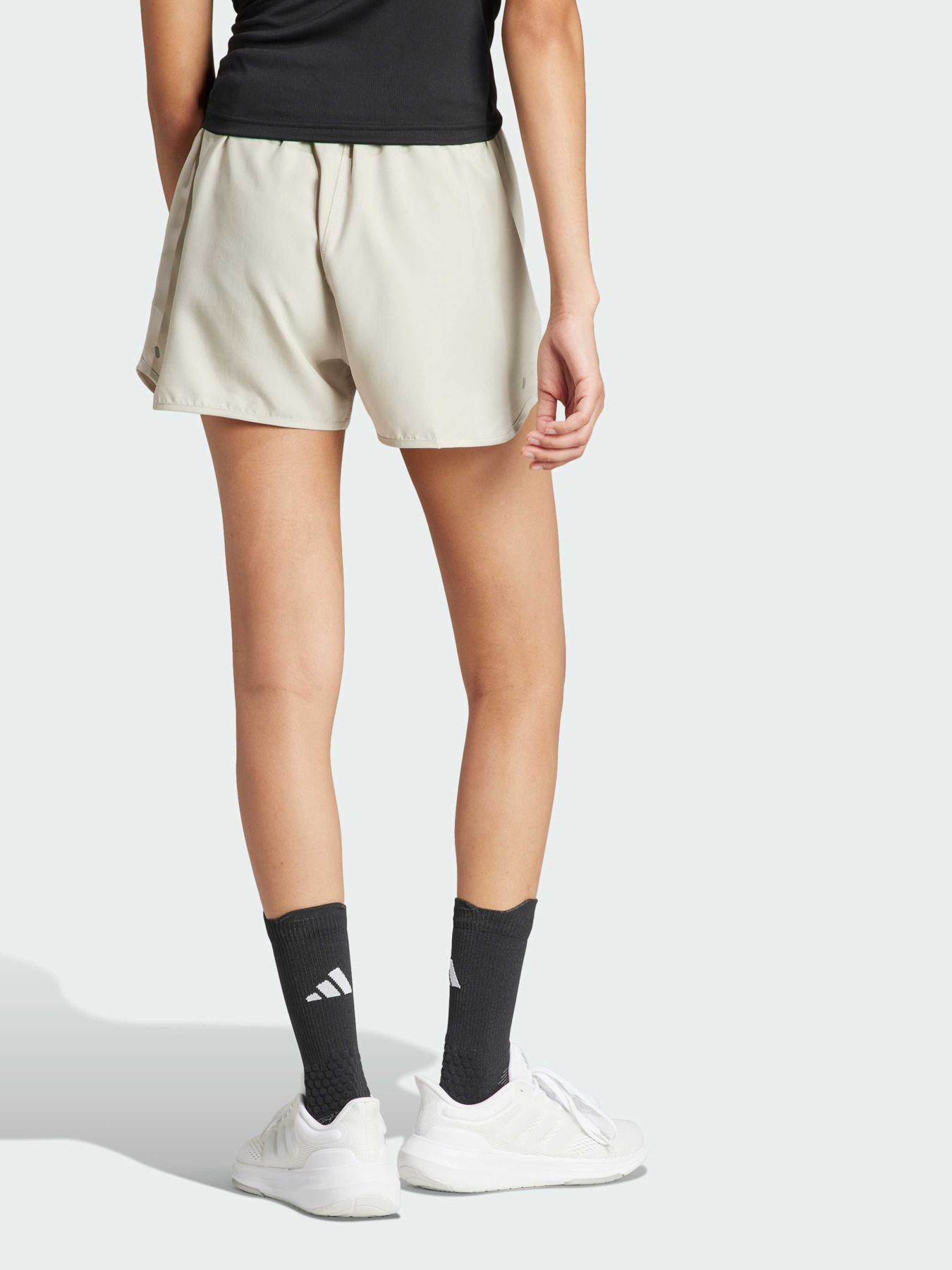 Шорты спортивные Adidas модель IN0123 Фото