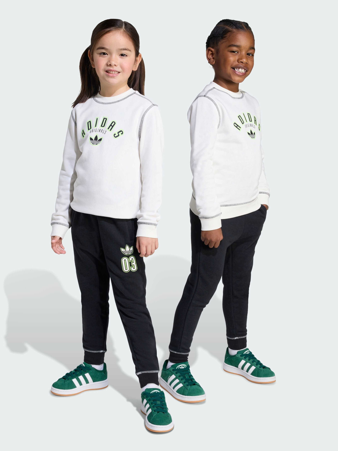 Спортивный костюм Adidas Graphics модель JX5261 Фото