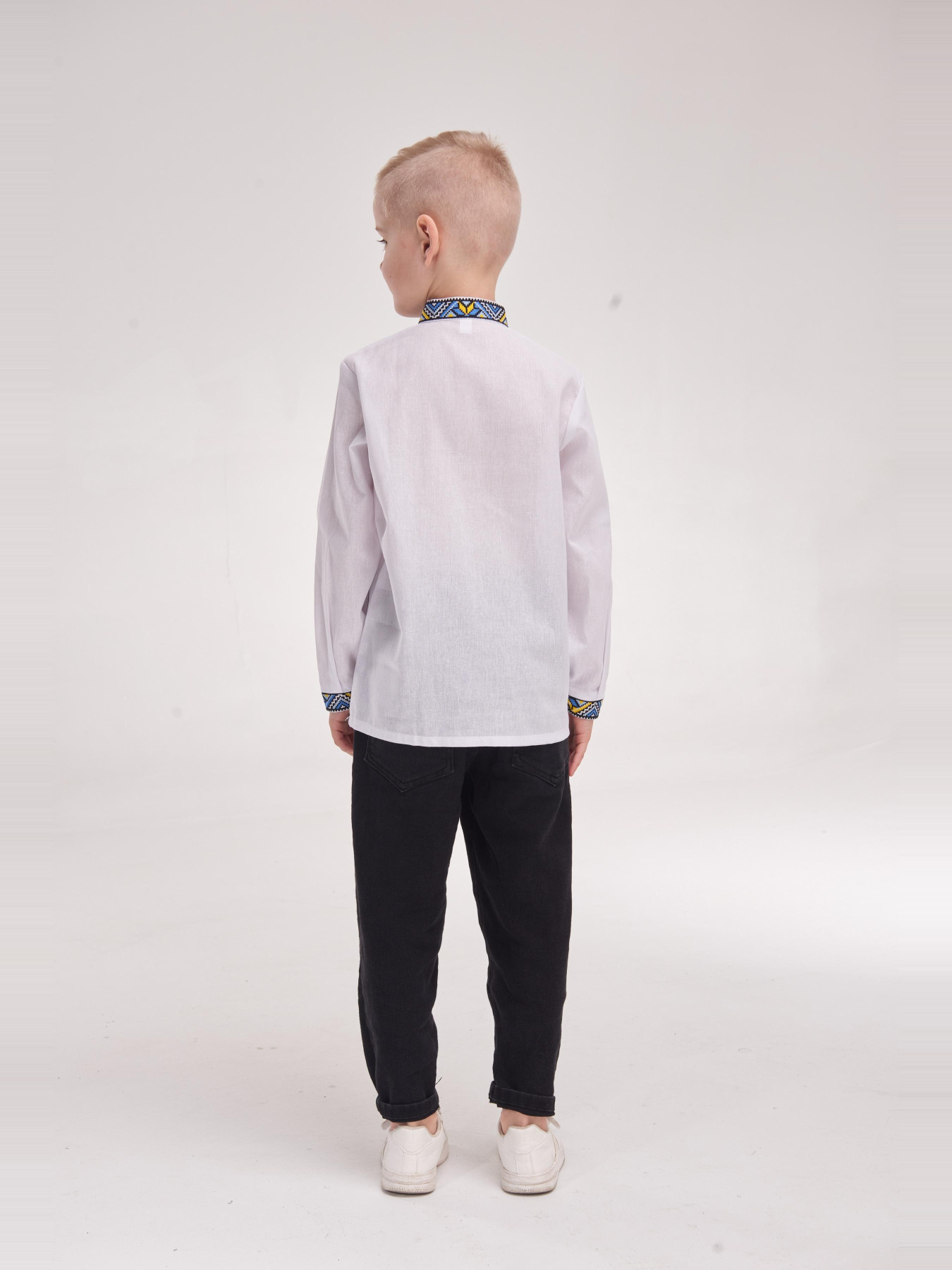 Вышиванки MEREZHKA модель kh032 Фото