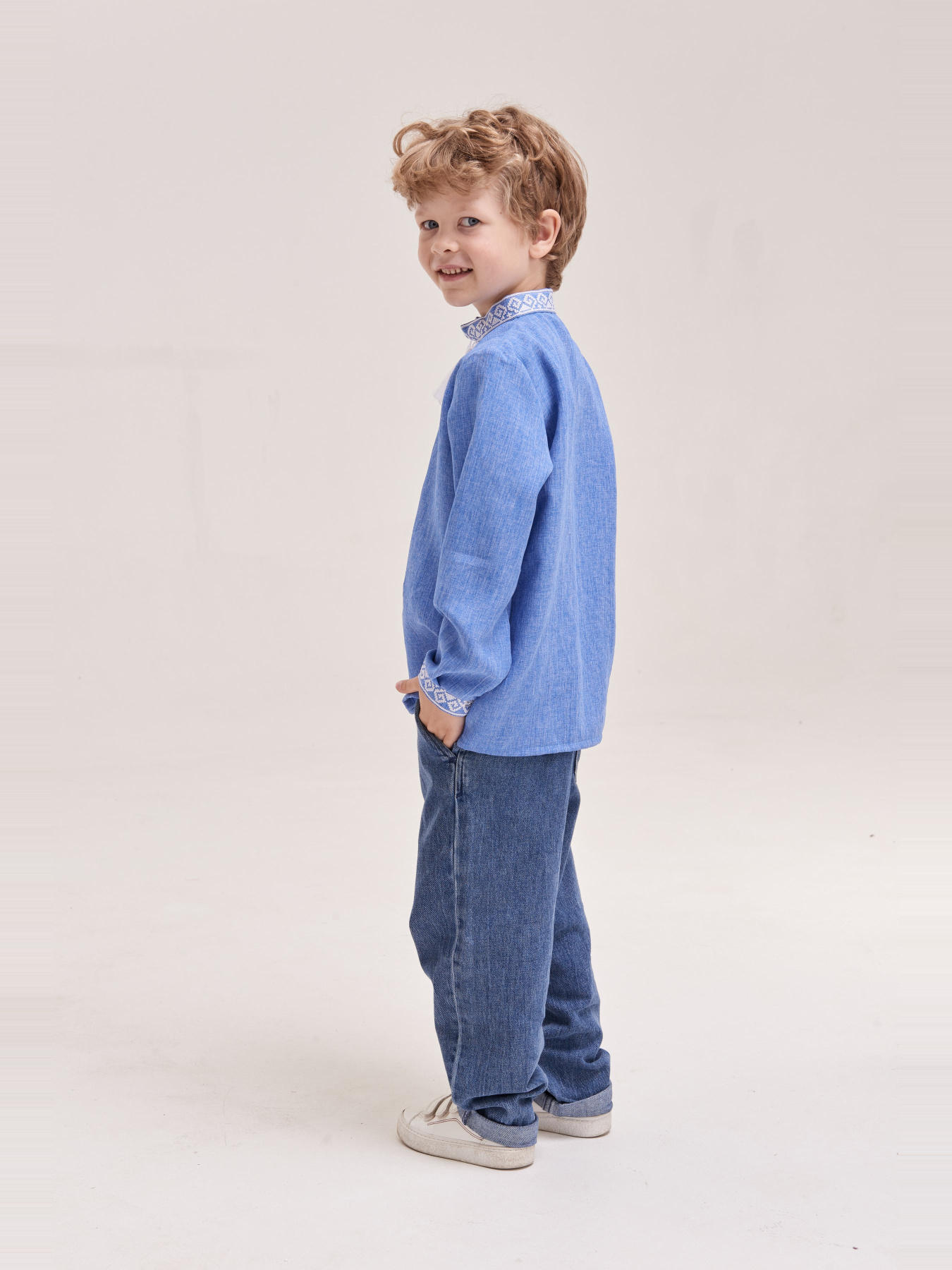 Вышиванки MEREZHKA модель kh208 Фото