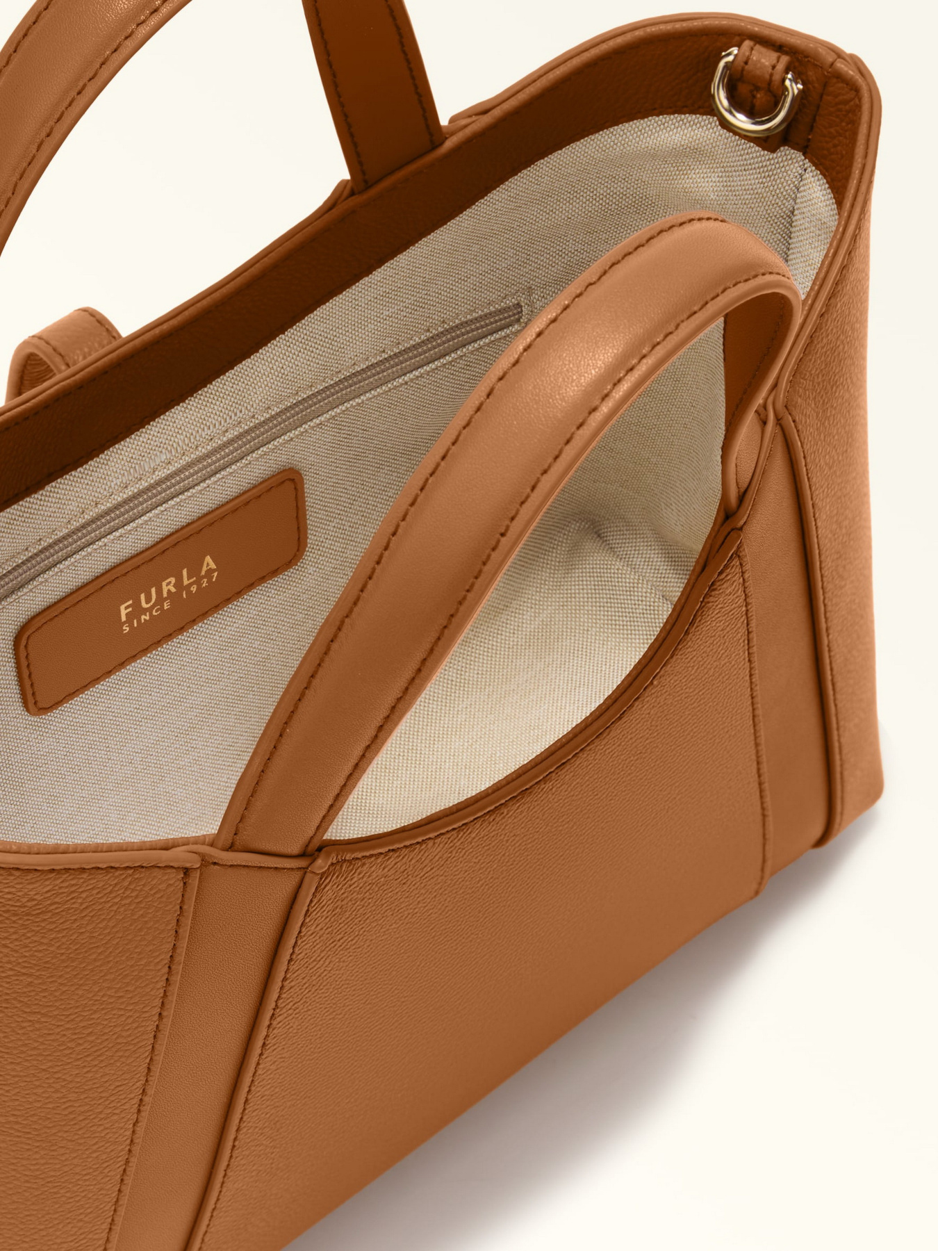 Сумки Furla модель WB01789BX3353RY0001007 Фото