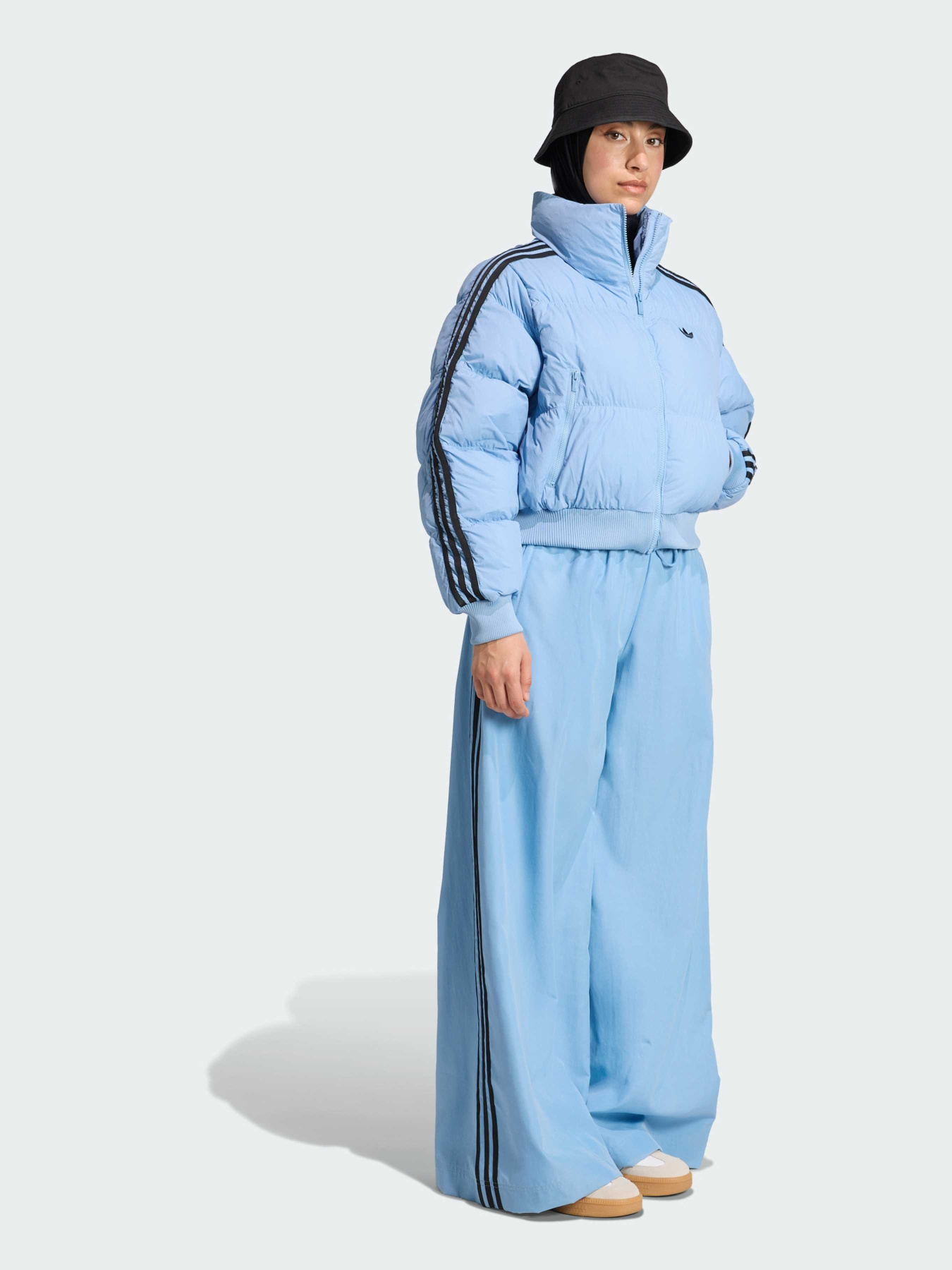 Демісезонна куртка Adidas Adicolor модель JX2969 Фото