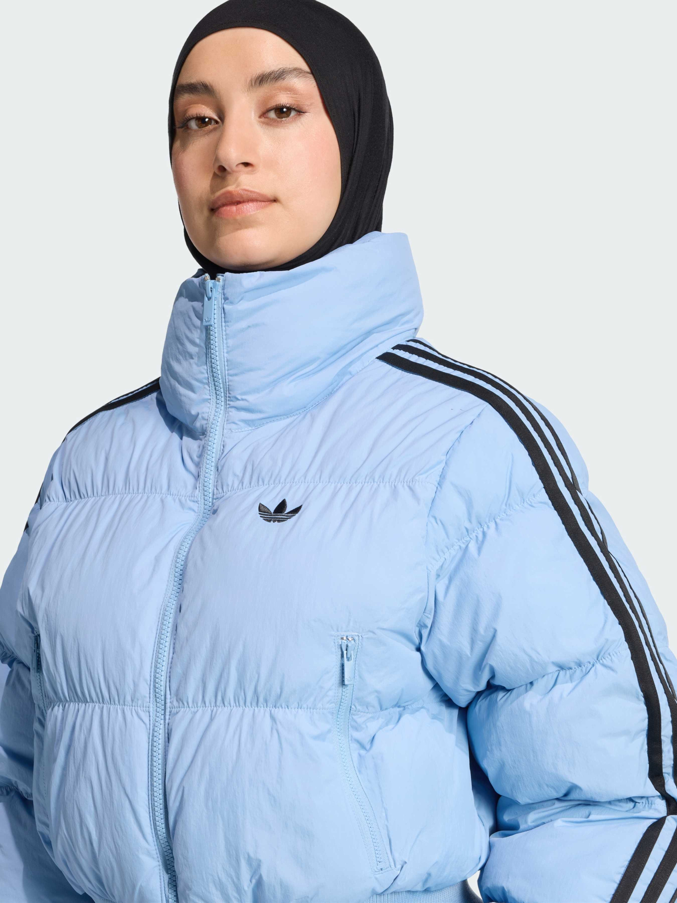 Демісезонна куртка Adidas Adicolor модель JX2969 Фото