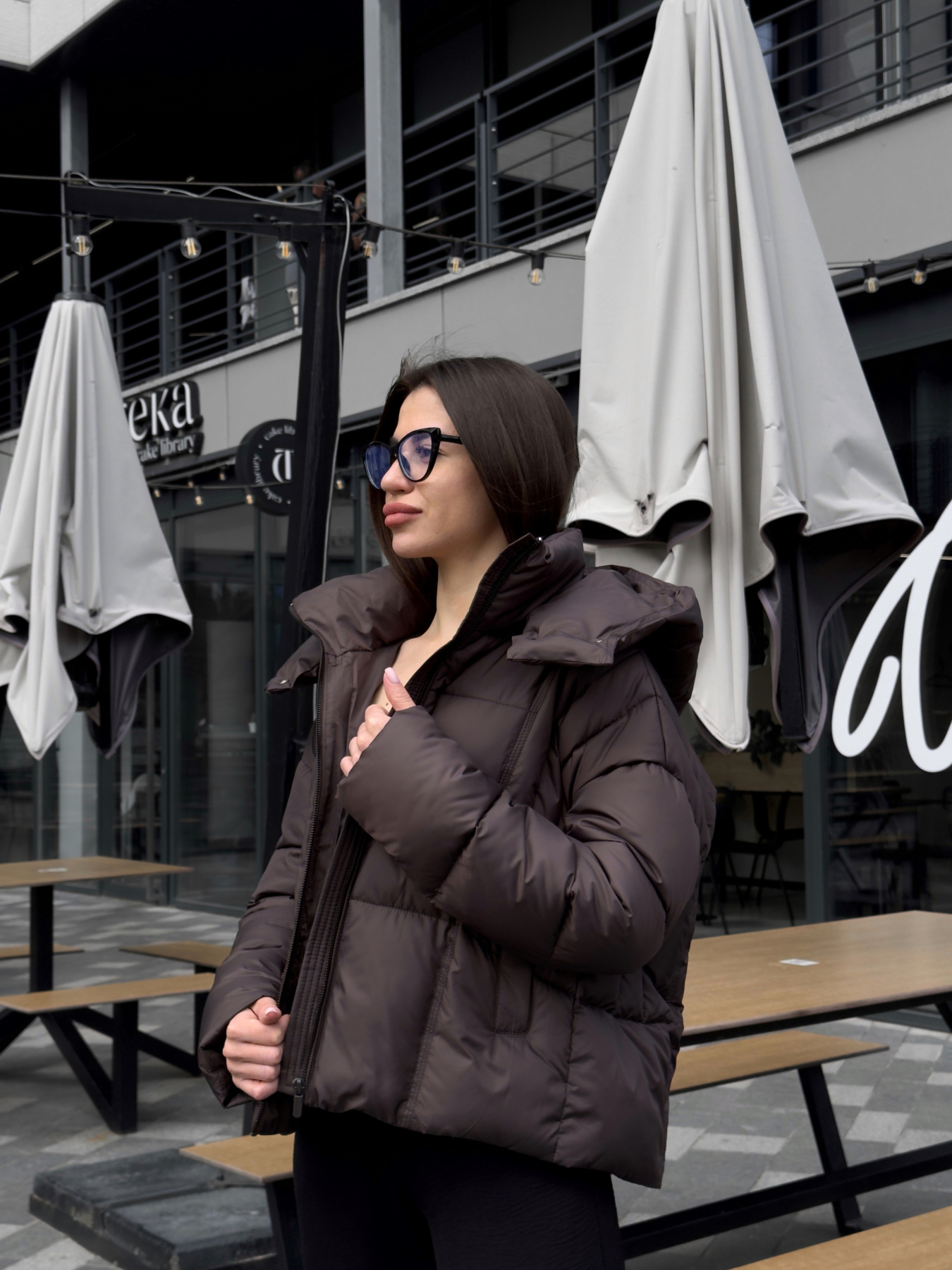 Пуховик UVENTUM модель DV-009-BRN Фото