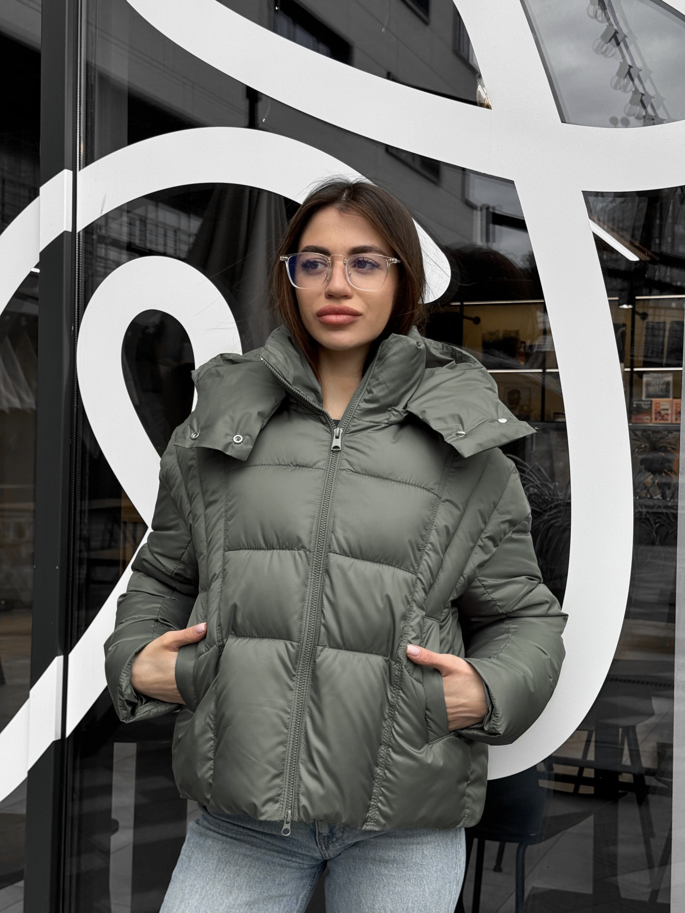 Пуховик UVENTUM модель DV-009-oliv Фото