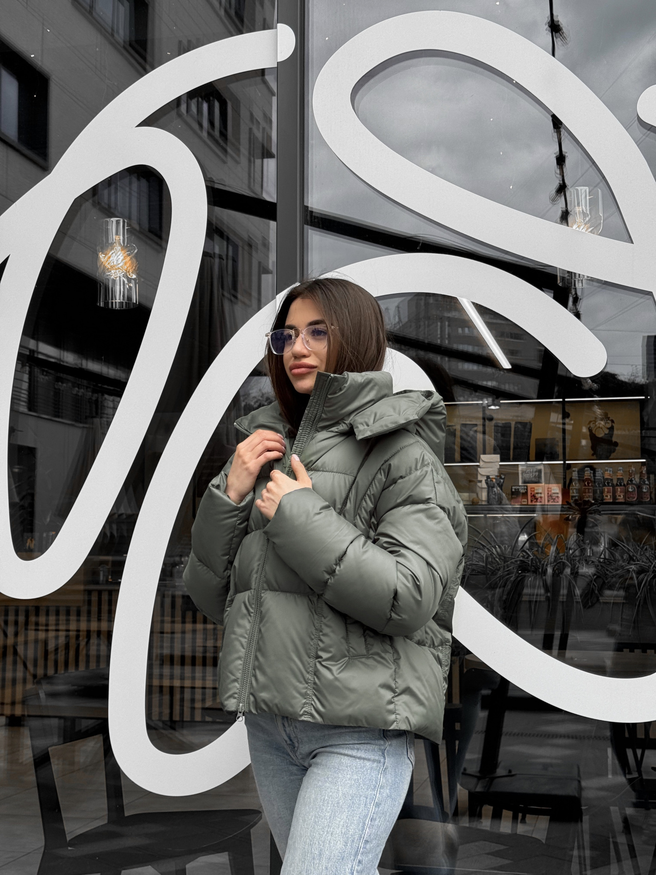 Пуховик UVENTUM модель DV-009-oliv Фото