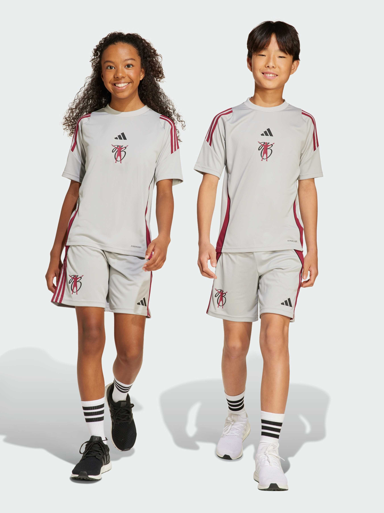 Спортивні шорти Adidas модель JX1952 Фото