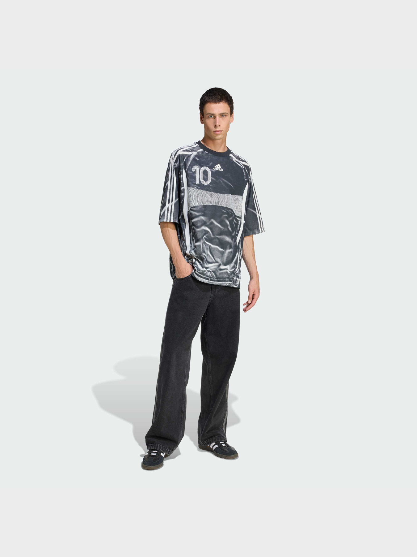 Футболка Adidas модель KF8522 Футболка Adidas модель KF8522 Фото