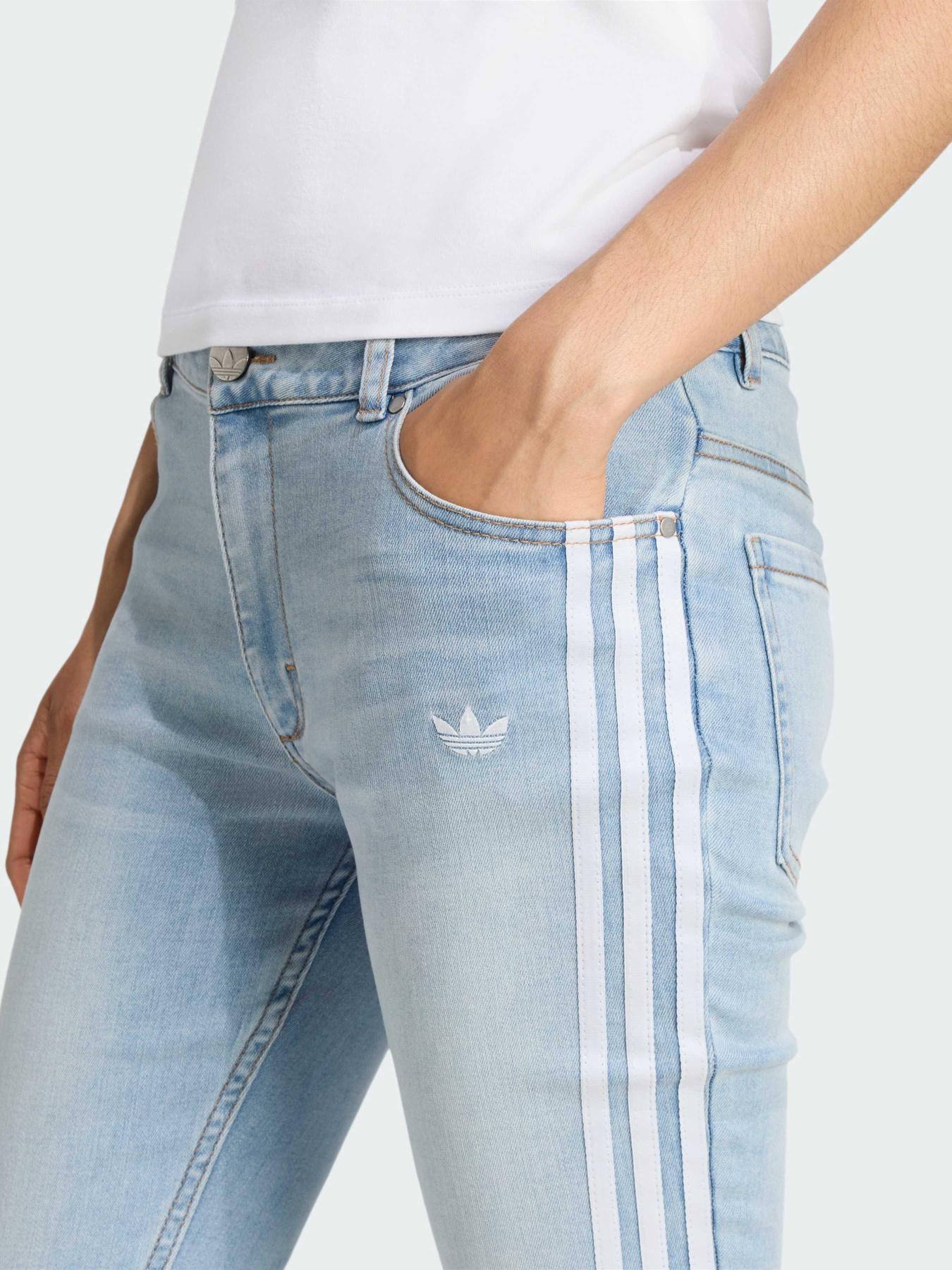 Повседневные штаны Adidas модель KE9801 Фото