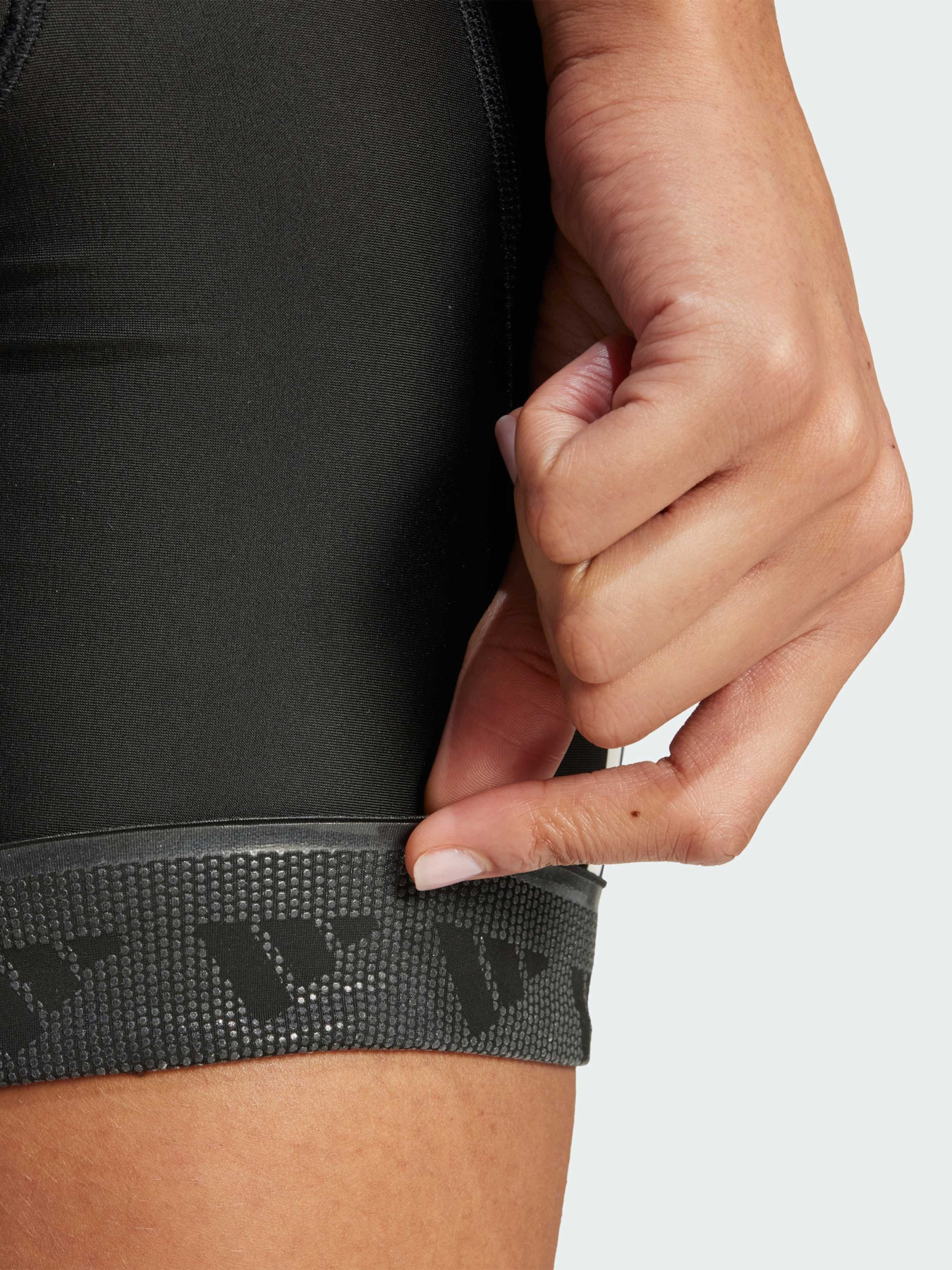 Велосипедки Adidas модель JD7187 Фото