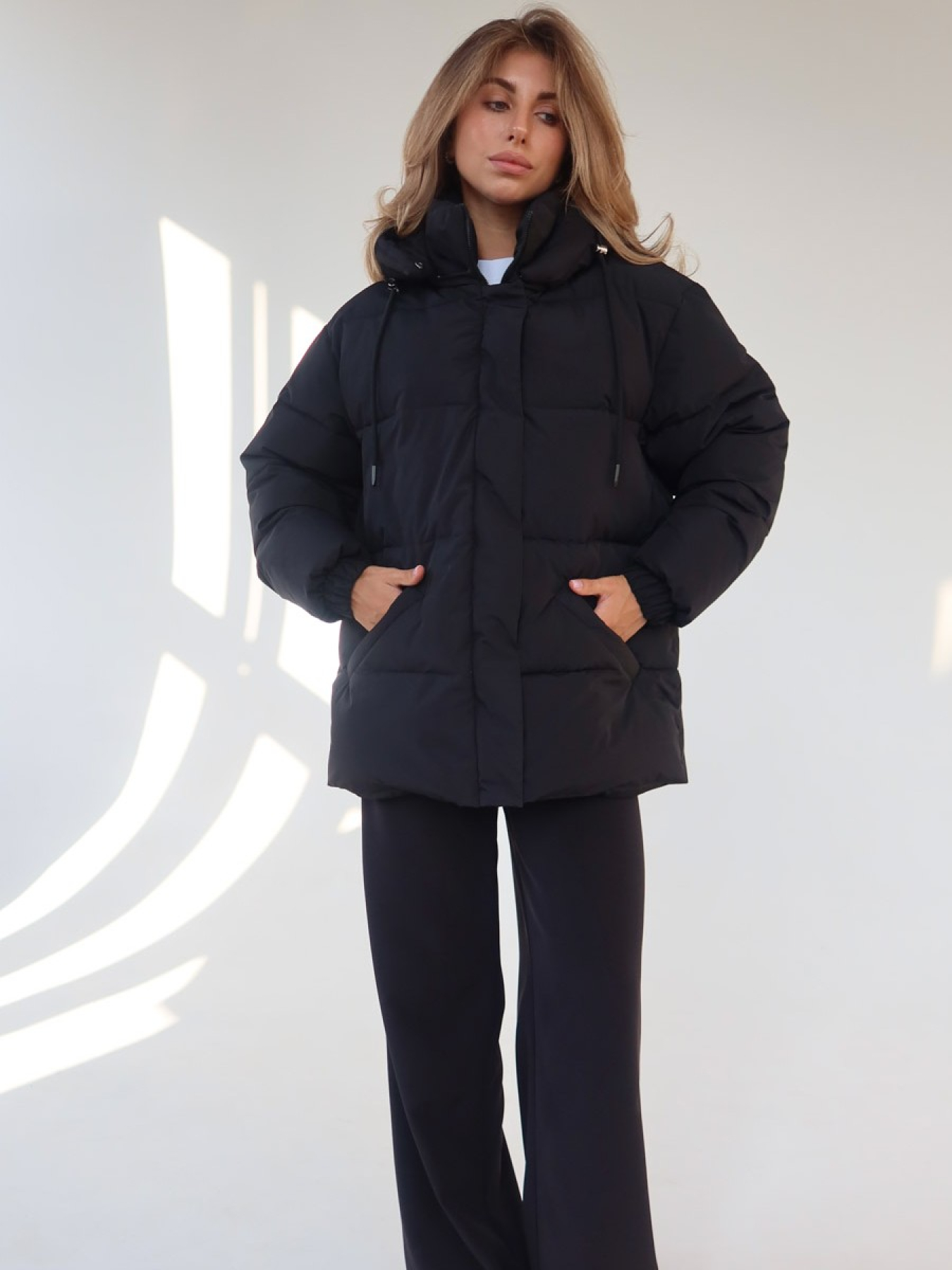 Пуховик UVENTUM модель Jackie-BLC Фото