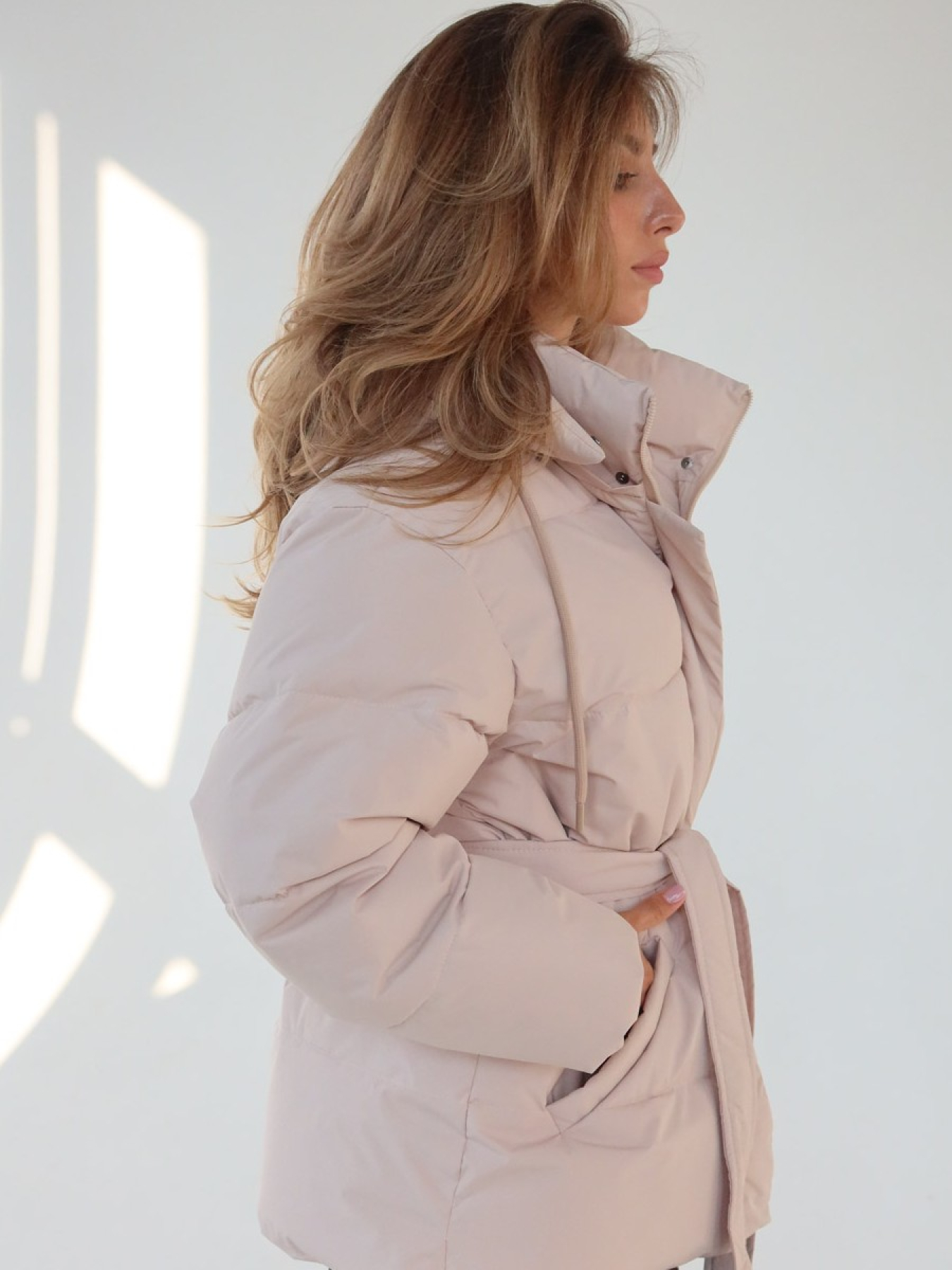 Пуховик UVENTUM модель Jackie-BEI Фото