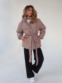 Пуховик UVENTUM модель Jackie-mocha Фото